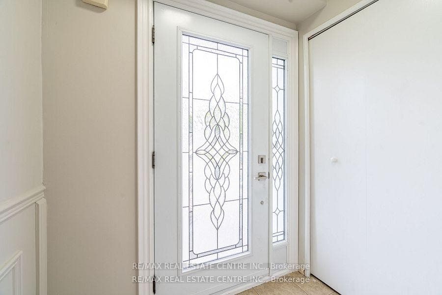 3104 Harold Sheard Drive photo 3
