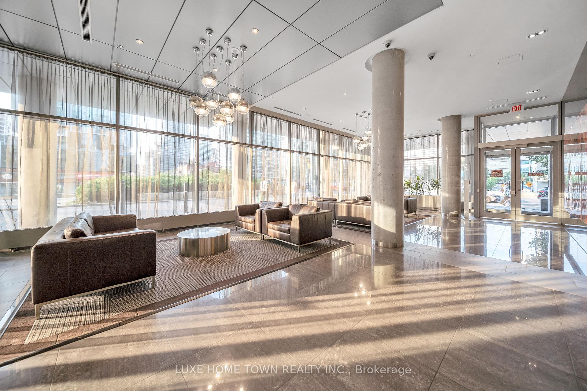 4K Spadina Avenue Unit 711 photo 6