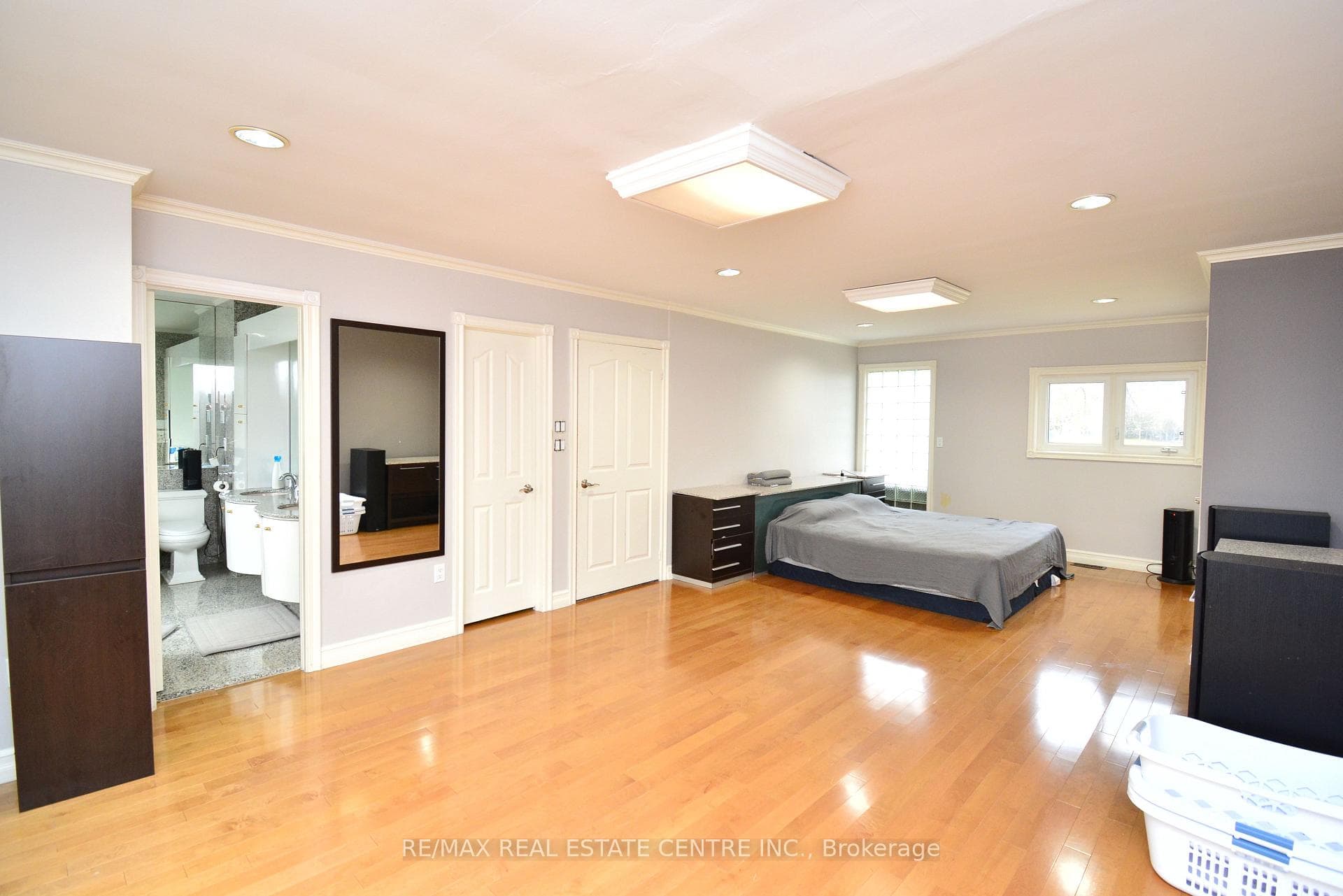 20 Crescent Hill Drive photo 21