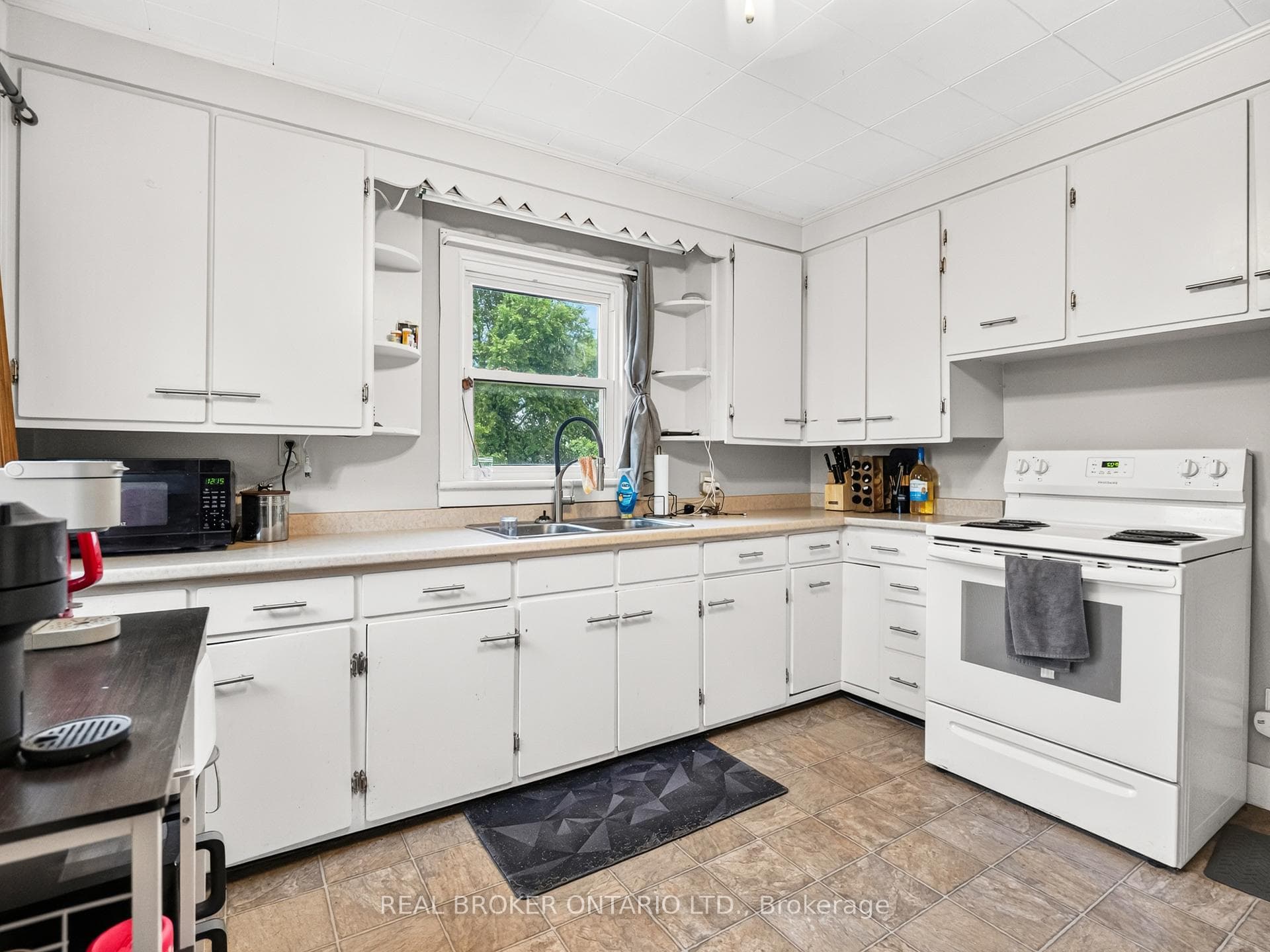 1019 Niagara Street photo 10