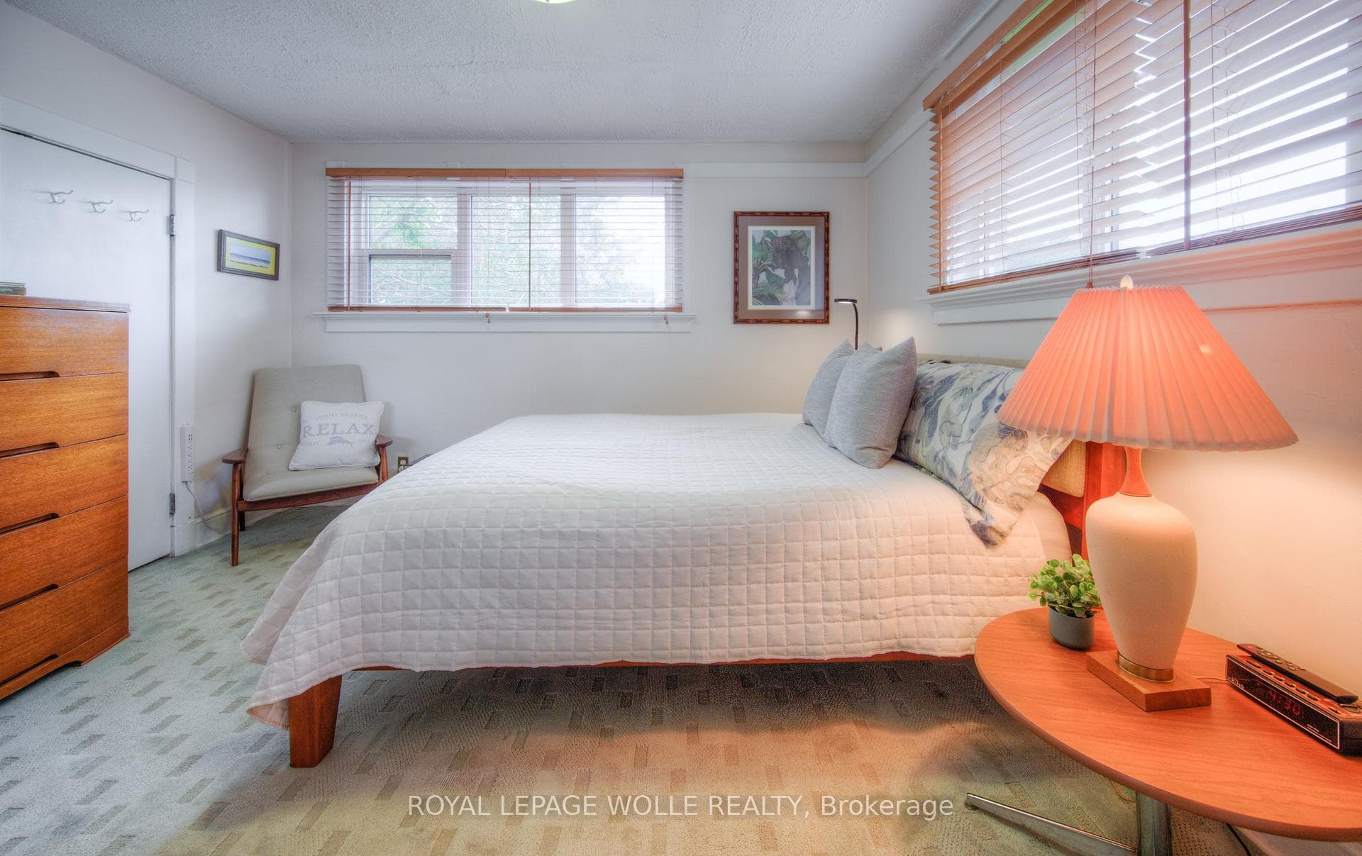 82 Samuel Street photo 27