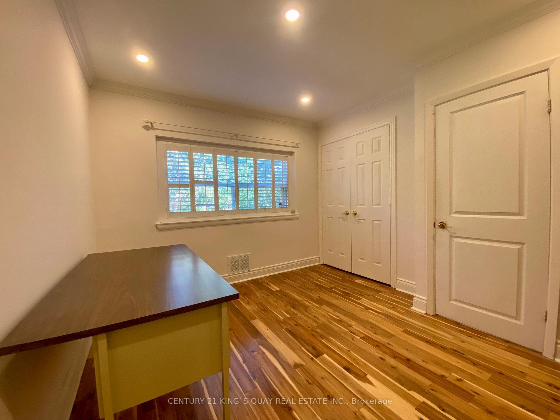 73 Norden Crescent photo 22