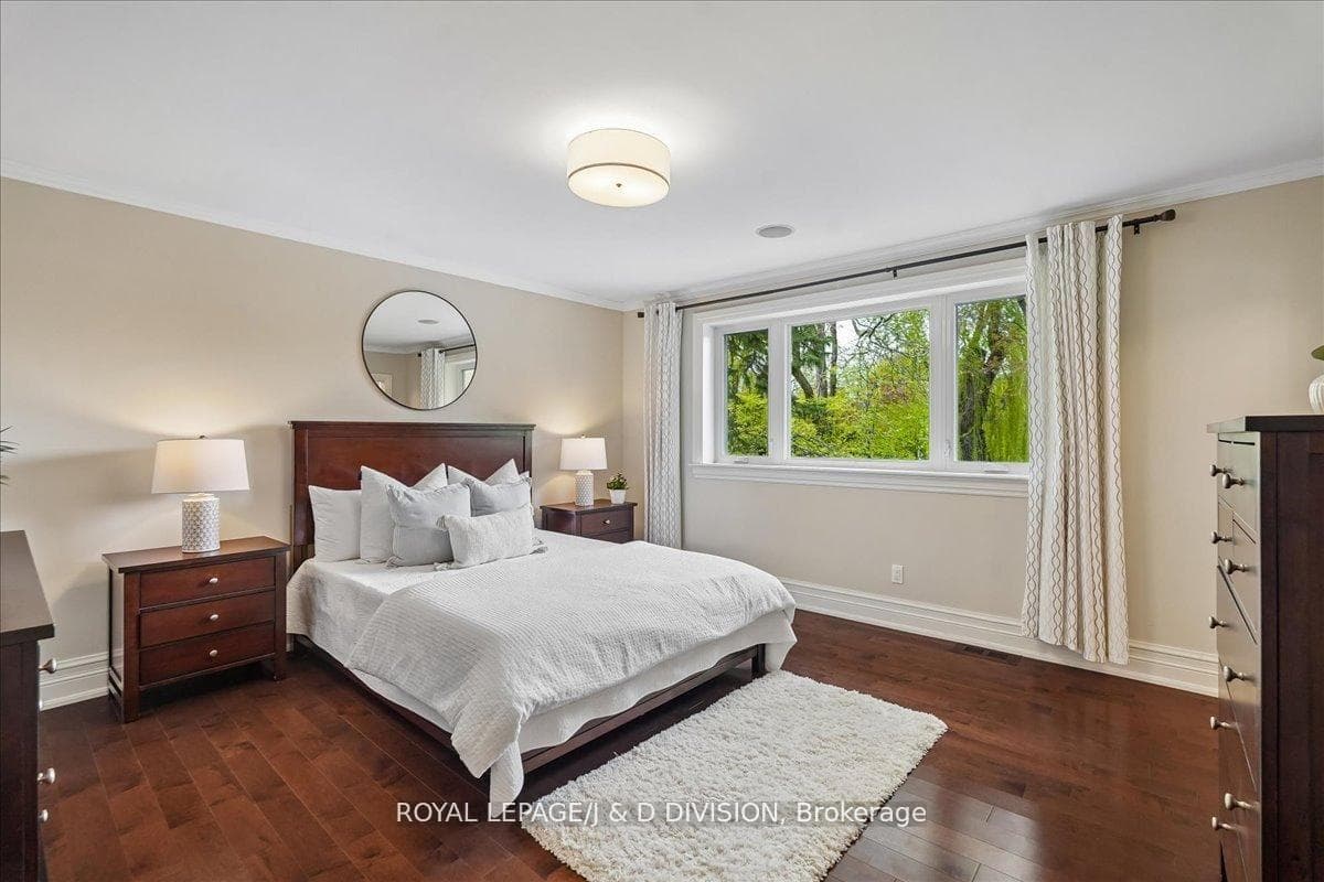 44 George Henry Boulevard photo 16