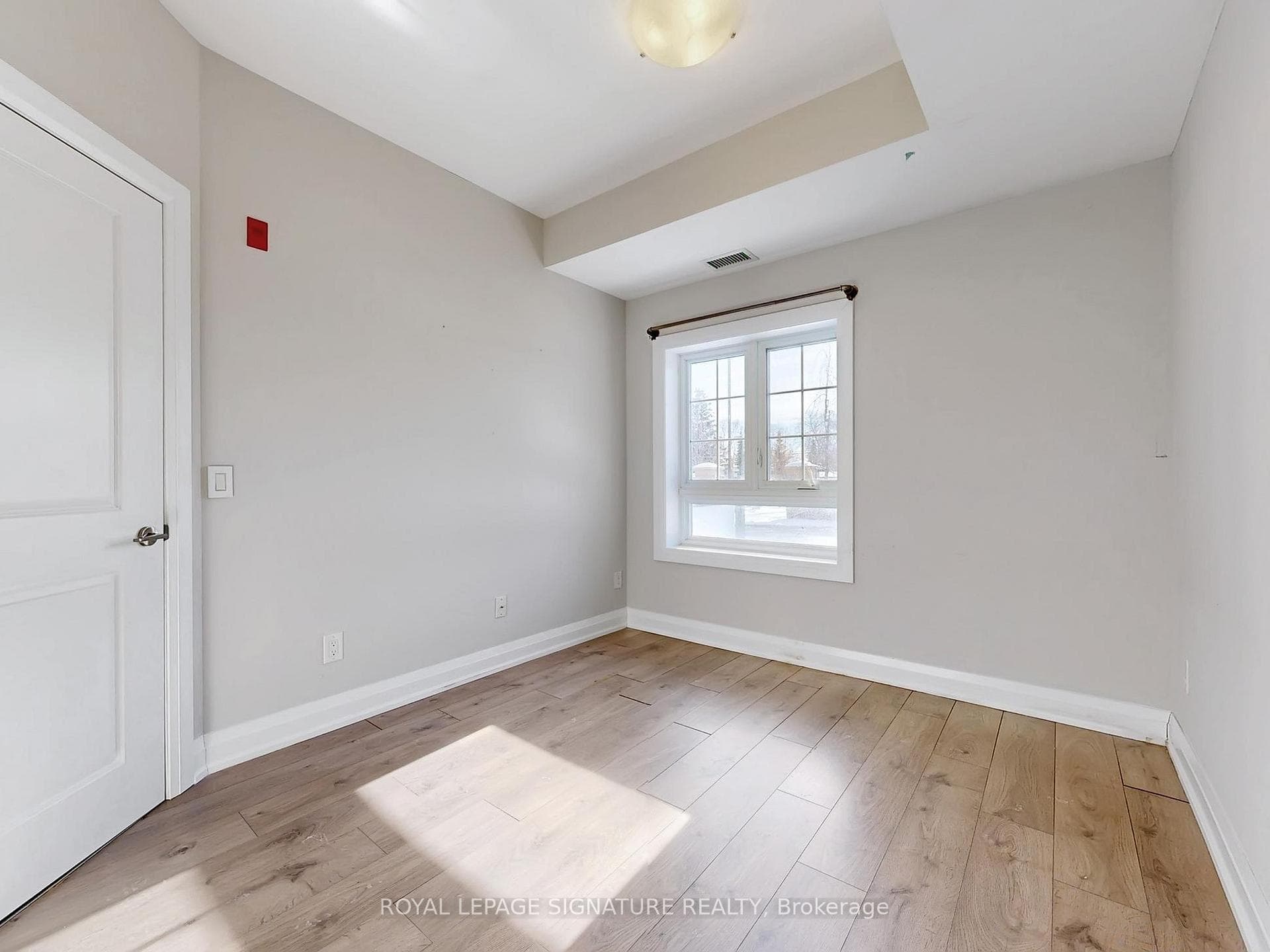 481 Rupert Avenue Unit 114 photo 10