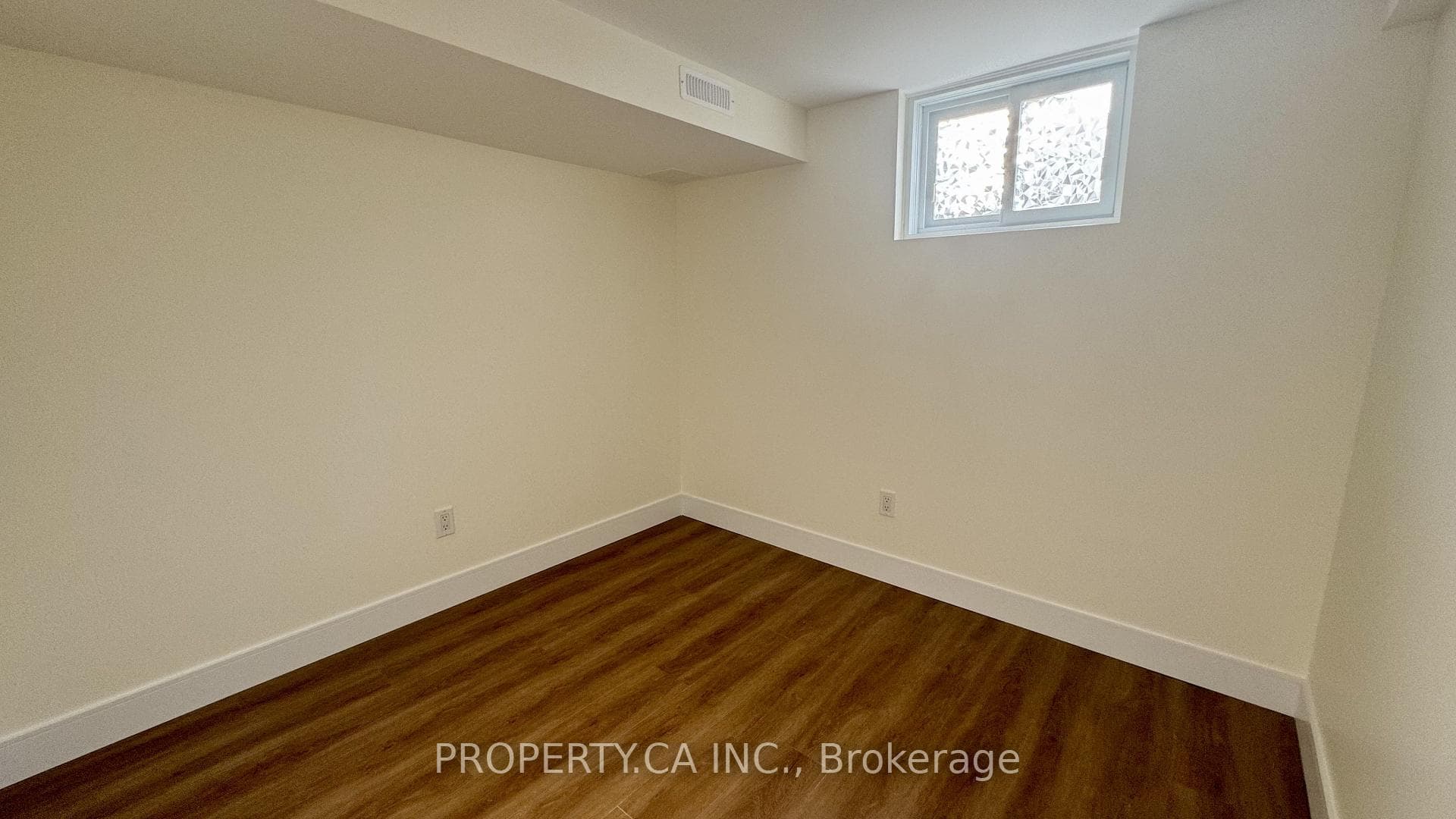 60 Lightwood Drive Unit Lower 1 photo 9