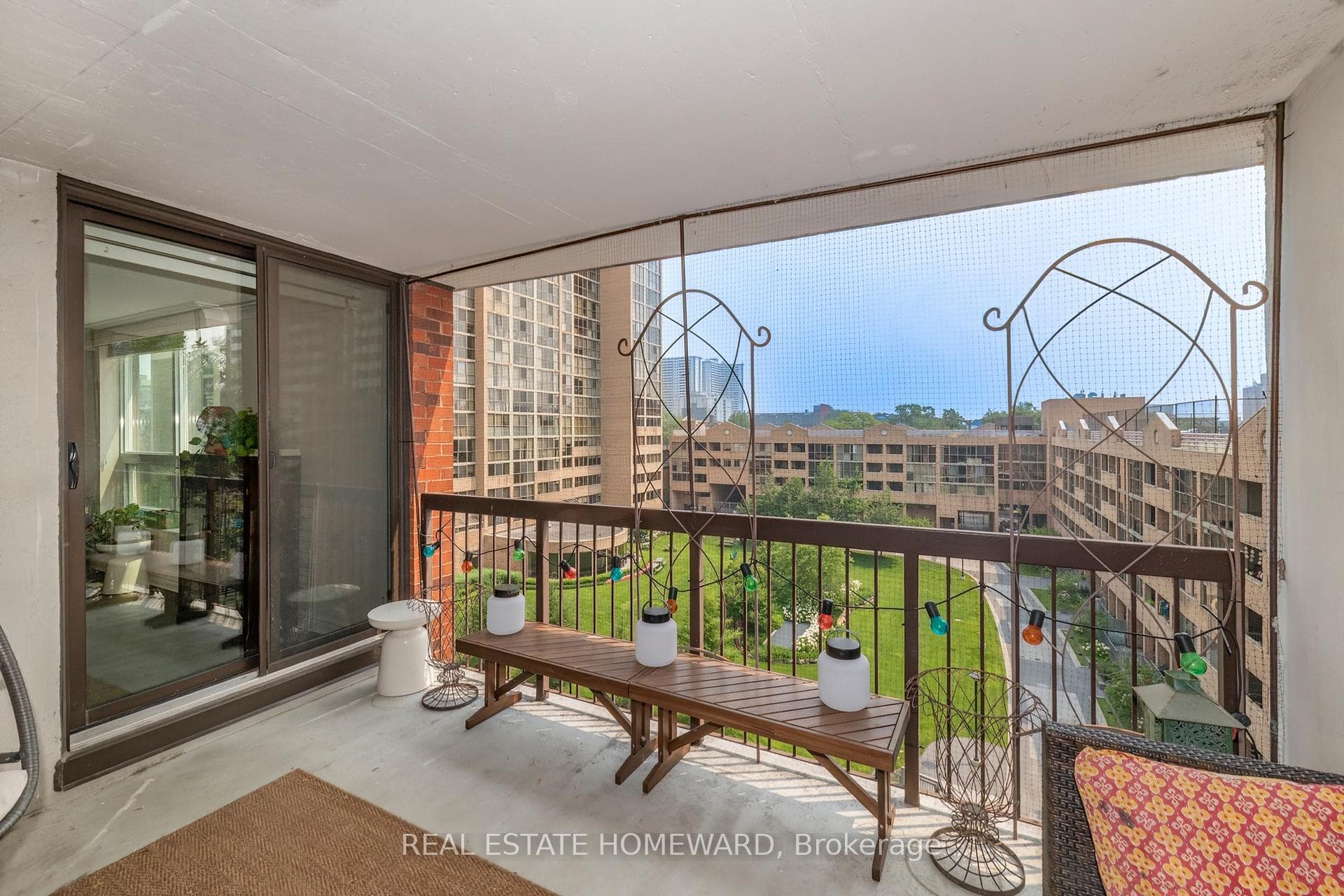 77 Maitland Place Unit 615 photo 19