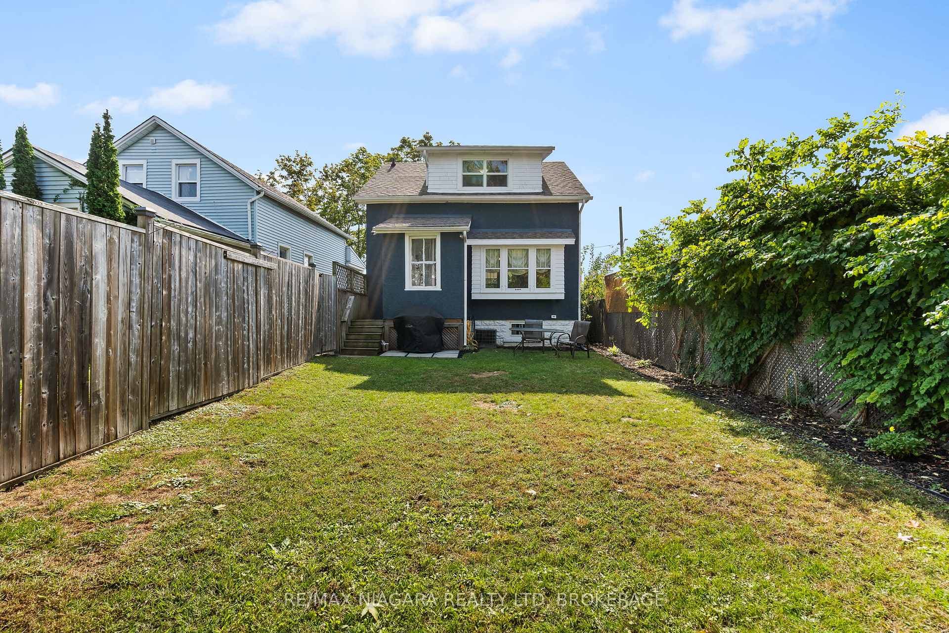 89 Louisa Street photo 26