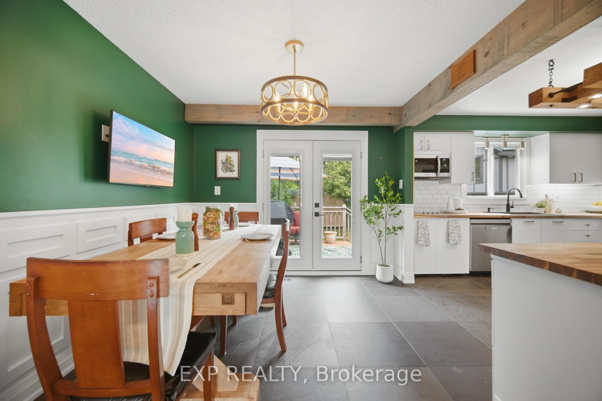 127 Acton Boulevard photo 10