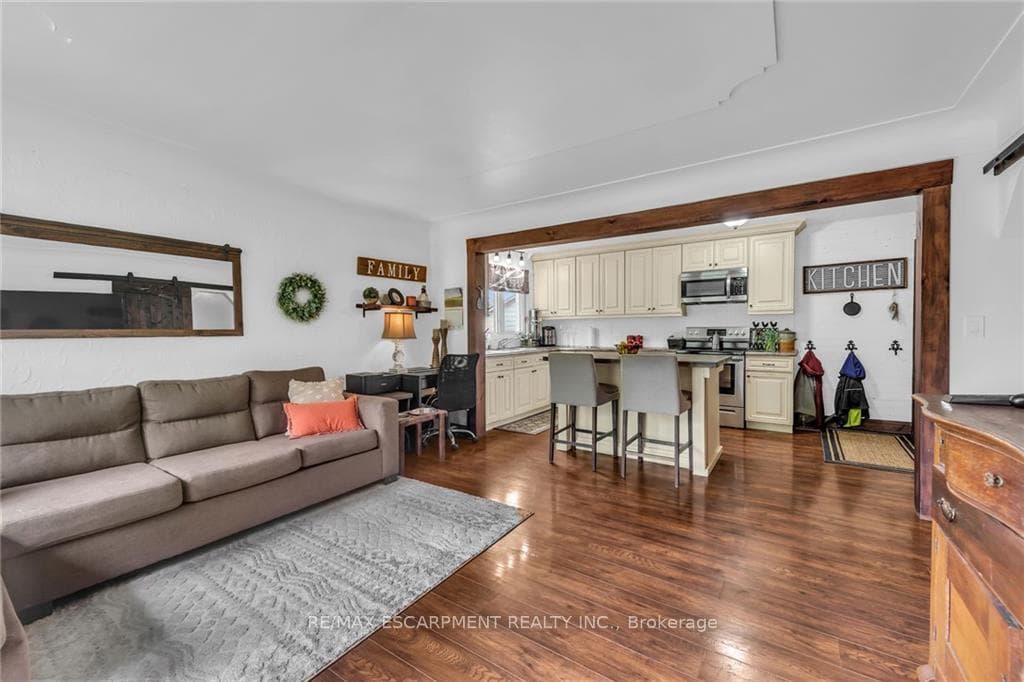 1215 Trinity Church Road photo 4