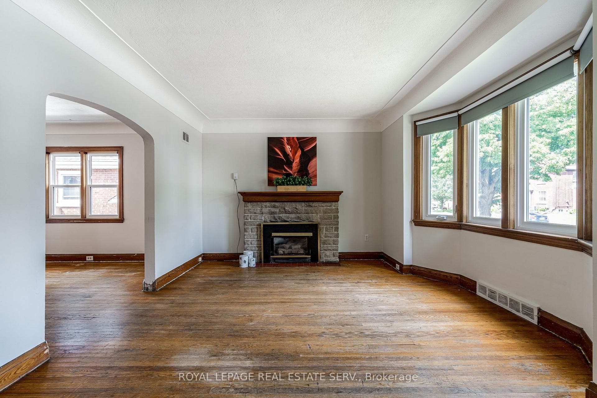130 Kenilworth Avenue photo 4
