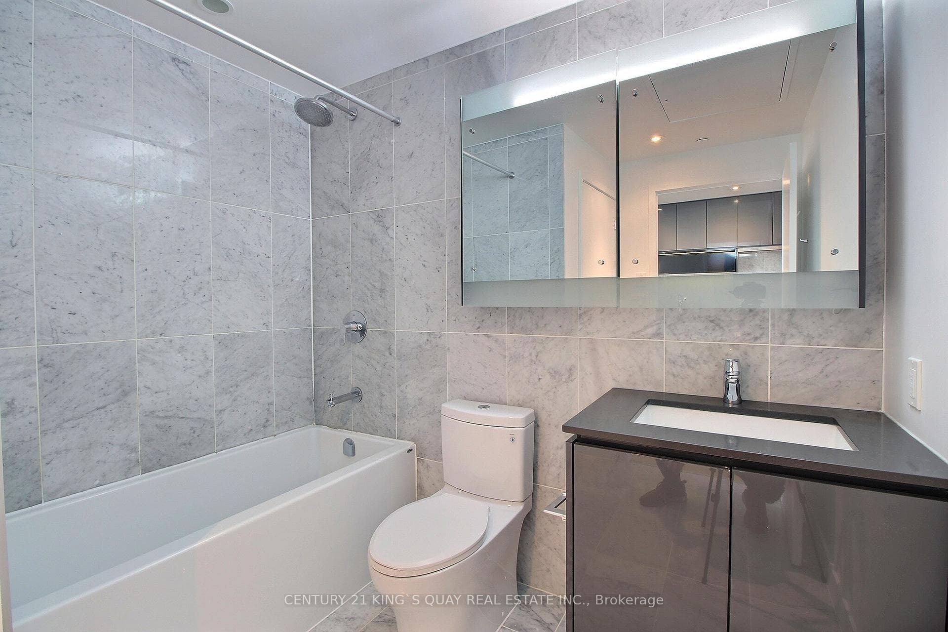 117 McMahon Drive Unit 2905 photo 5