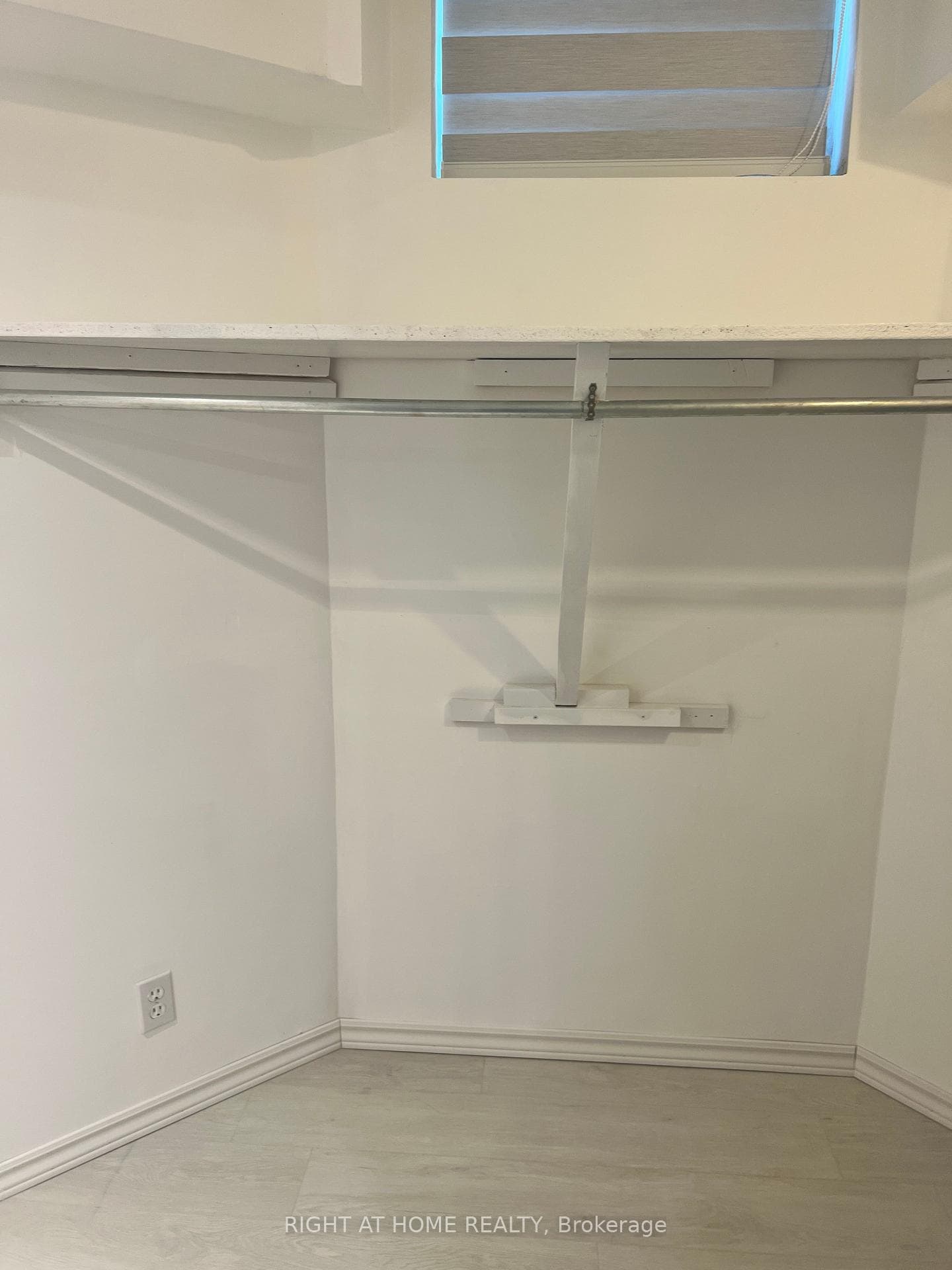 272 Nahani Way Unit Basement photo 20