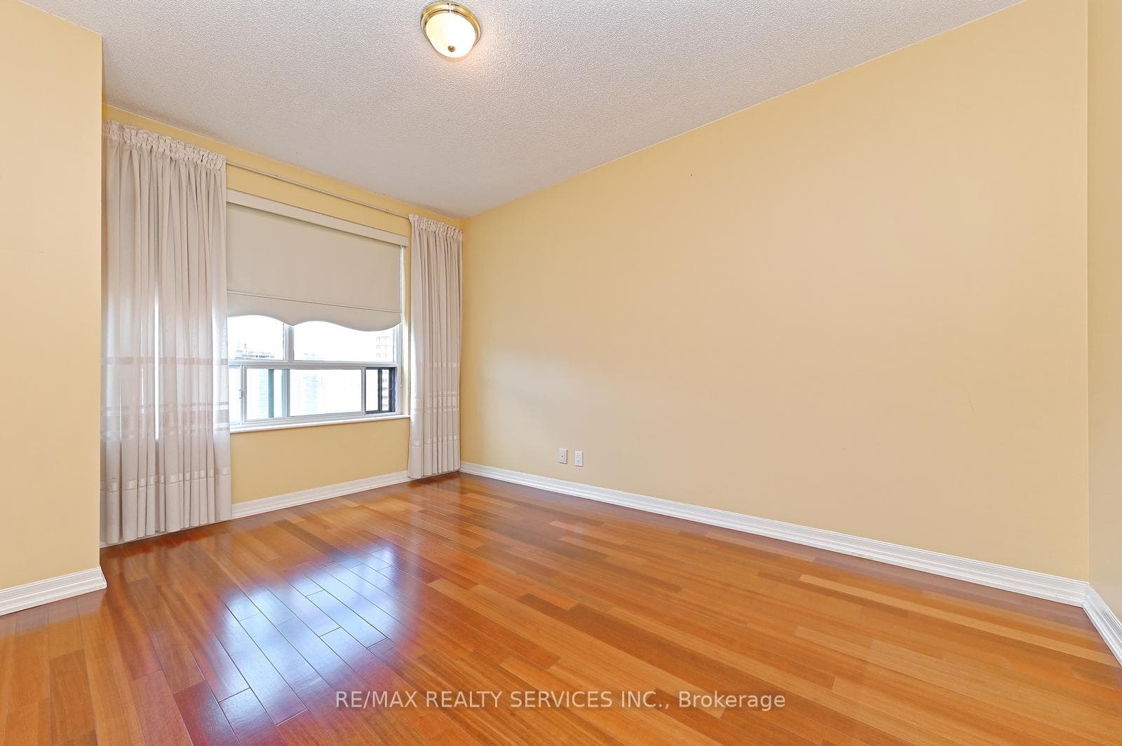 38 Fontenay Court Unit Suite 1309 photo 27