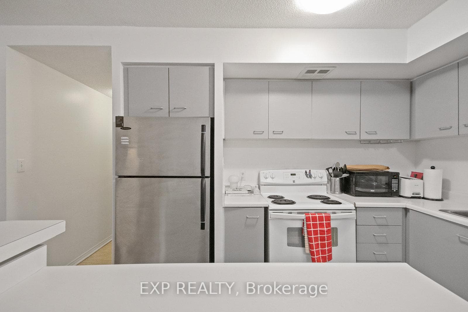 25 The Esplanade N/A Unit 808 photo 7