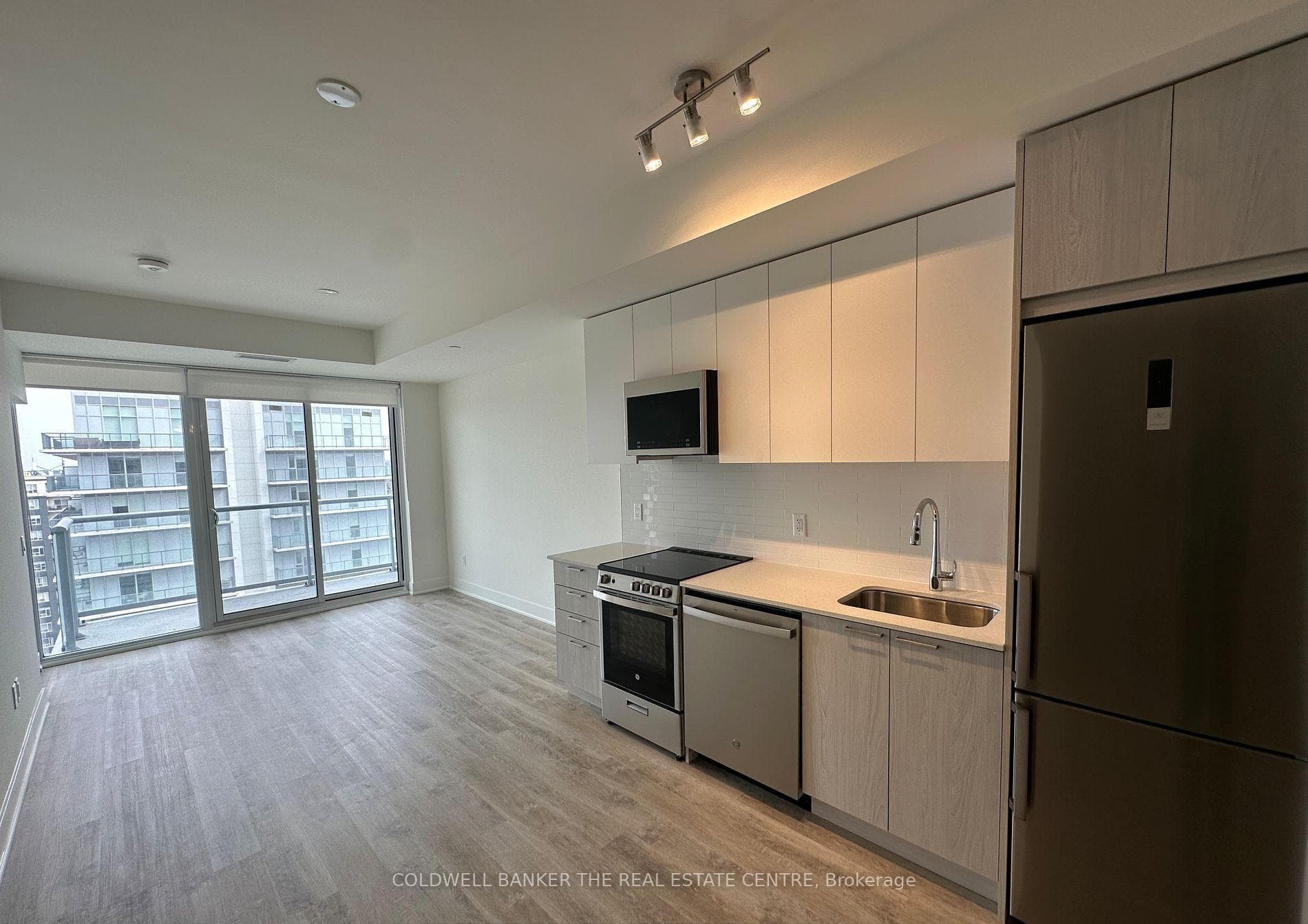 185 Deerfield Road Unit 1301 photo 5