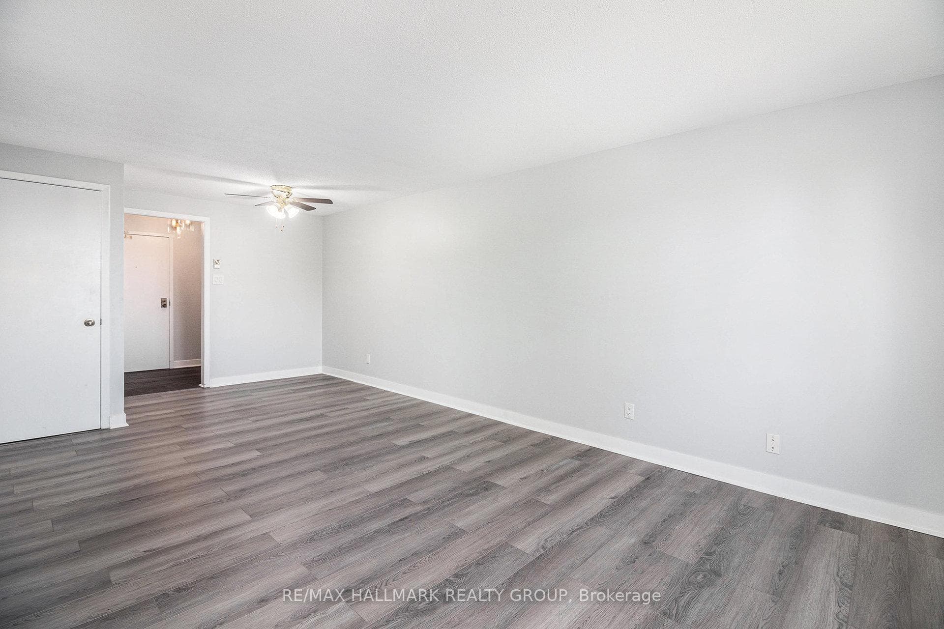 Living/dining room