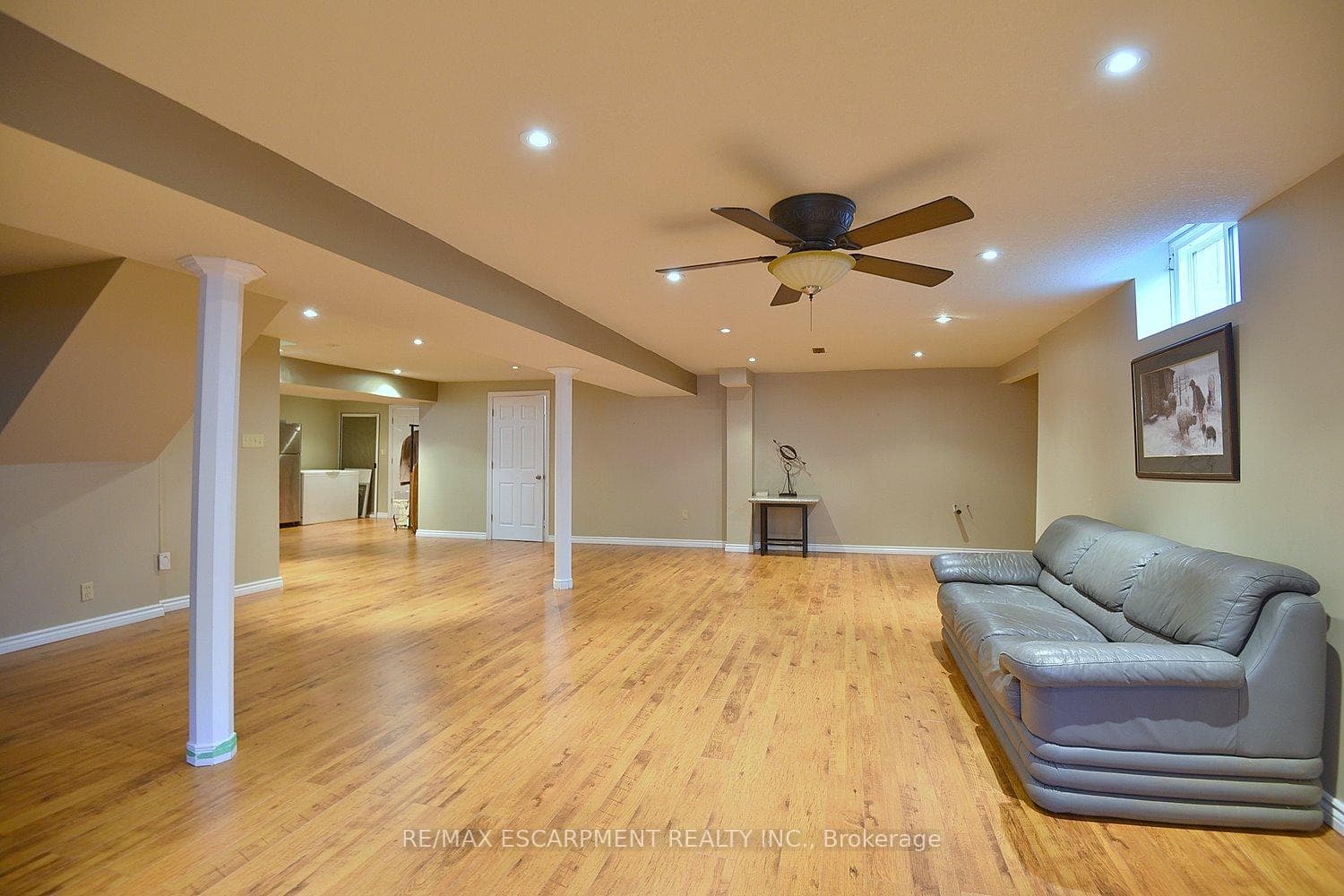 51 Ellen Avenue photo 29