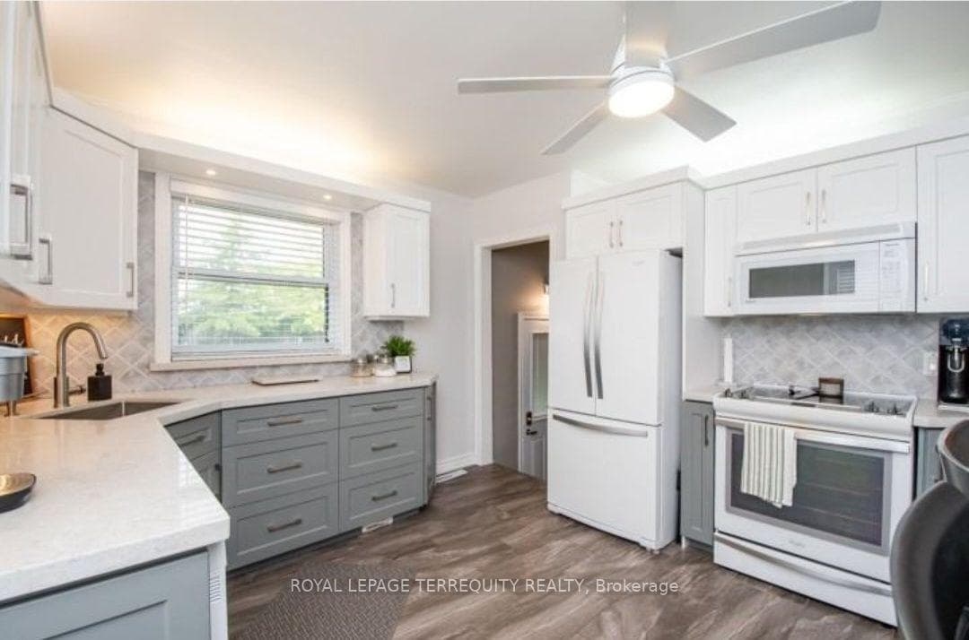 584 Rosmere Street photo 5