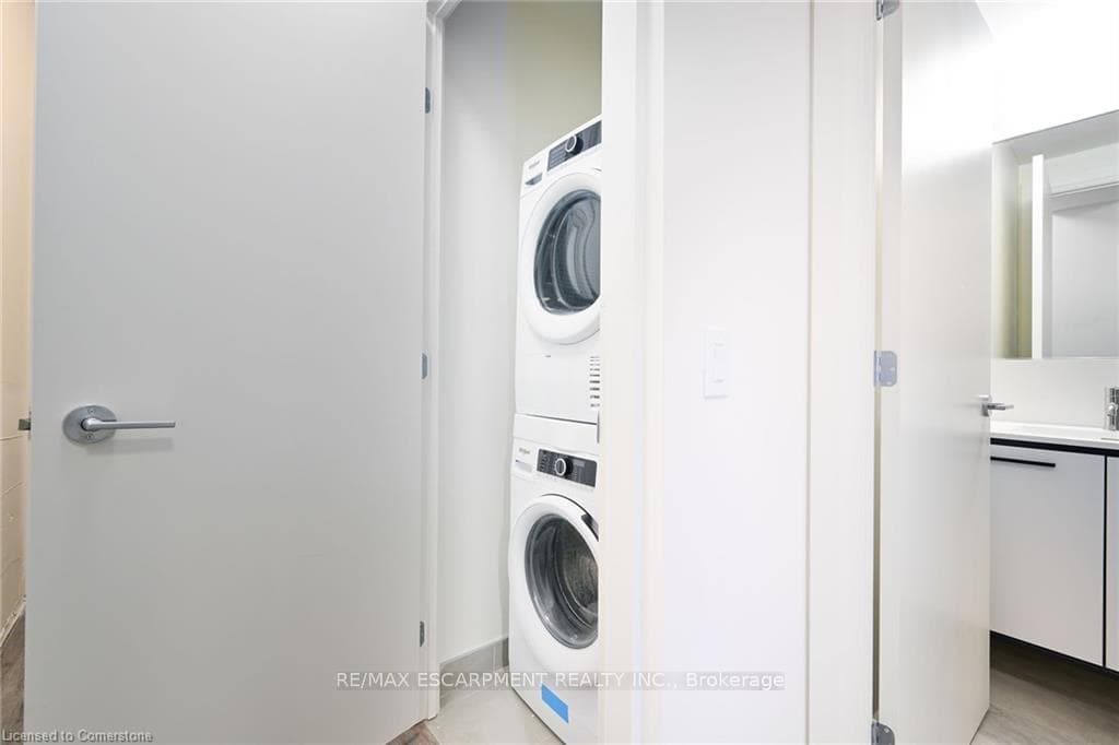 385 Winston Road Unit 1712 photo 33