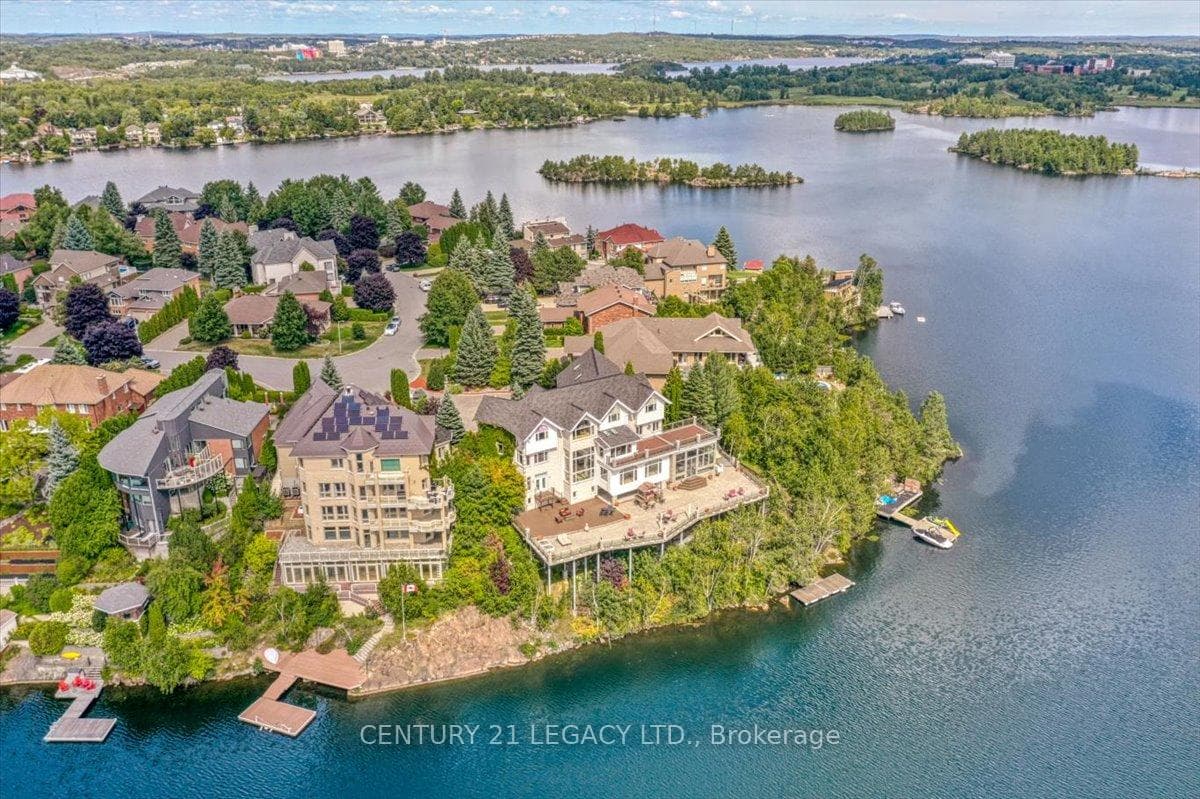 376 Maki Avenue photo 41