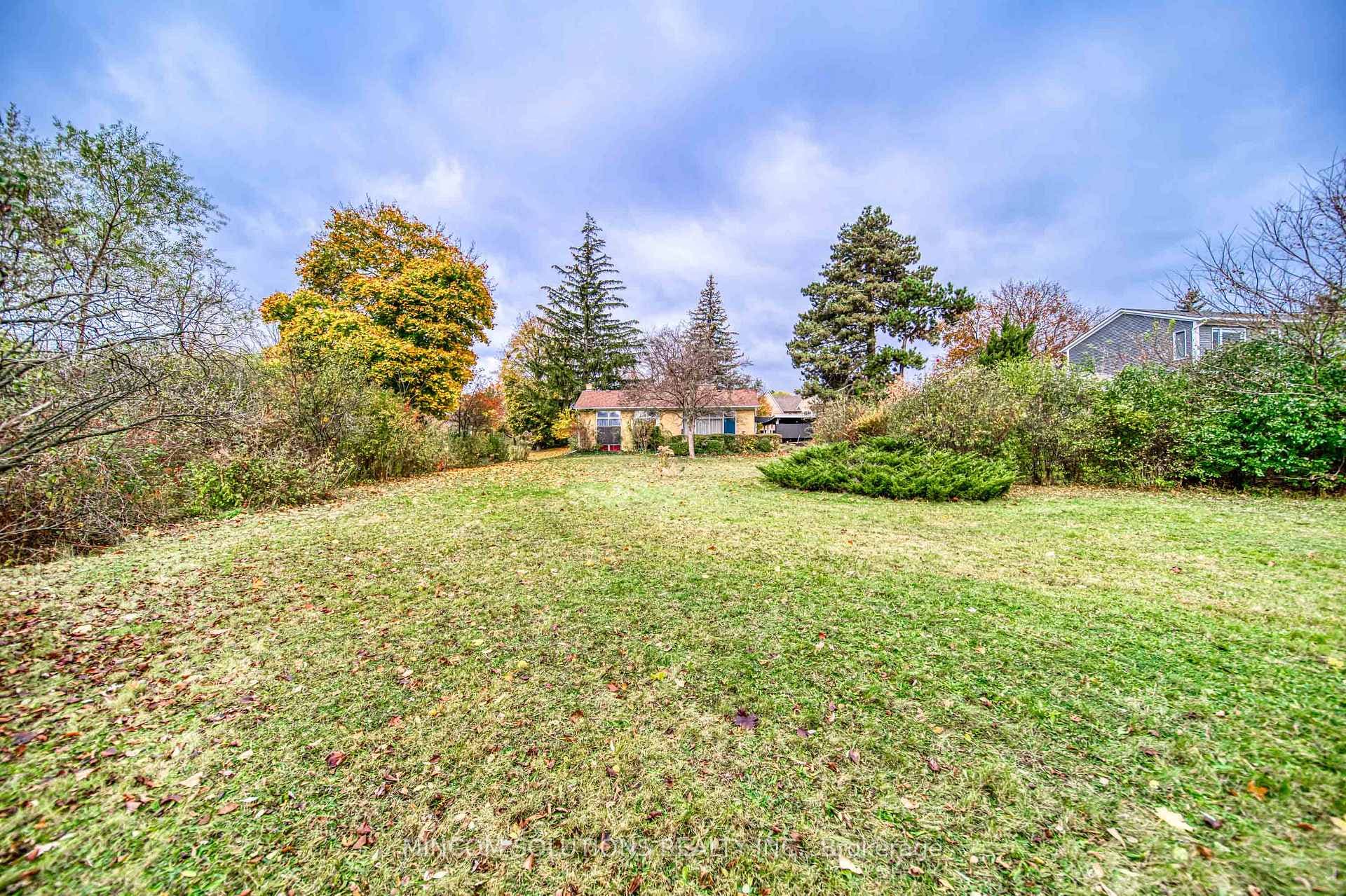 2452 Thorn Lodge Drive photo 25