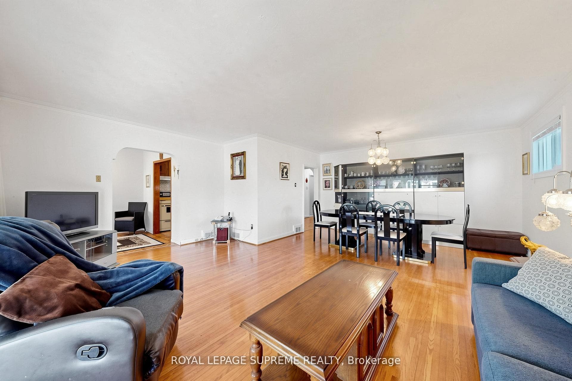 243 Epsom Downs Drive photo 8