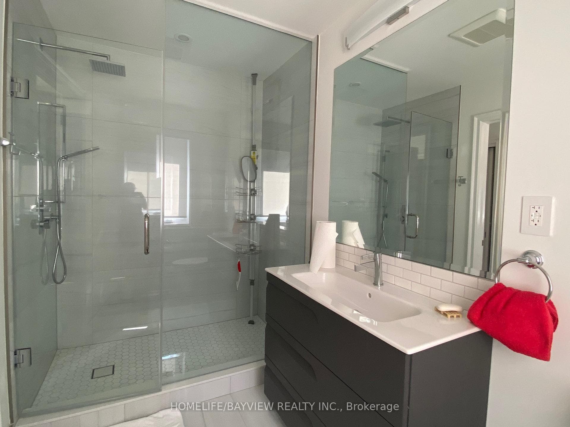 Modern Primary Ensuite