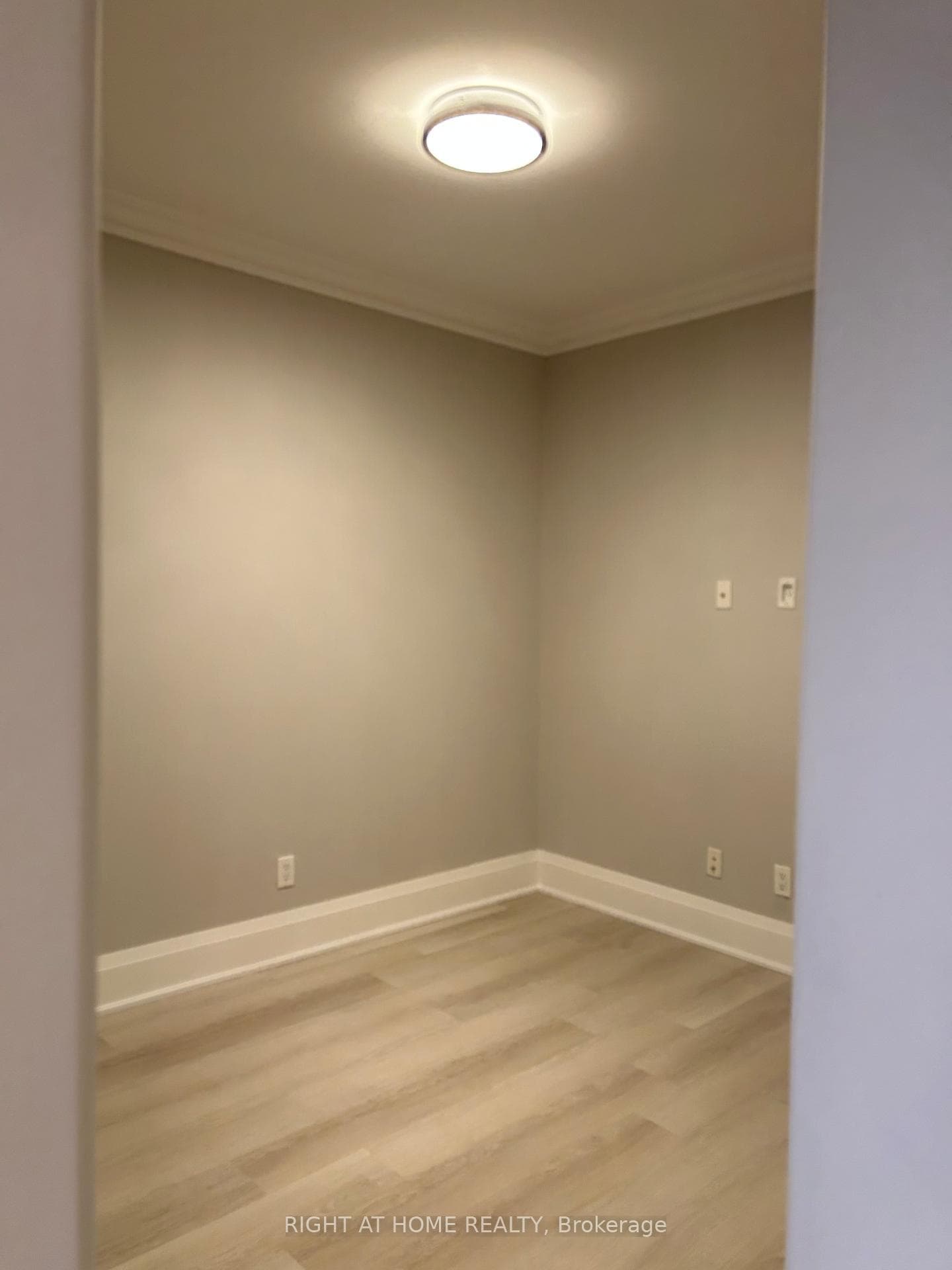 100 Harrison Garden Boulevard Unit GPH23 photo 6