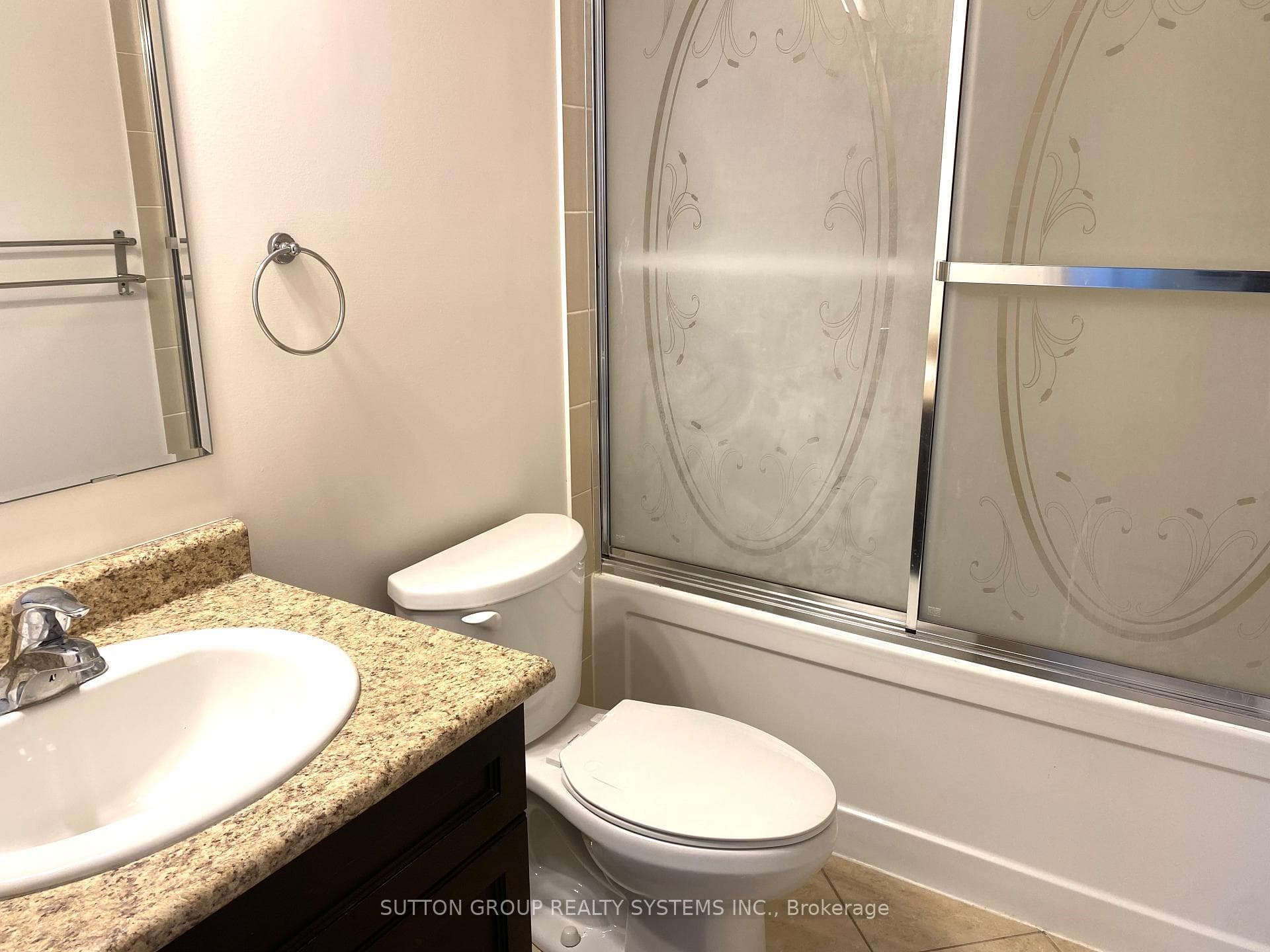 39 Suitor Court photo 15