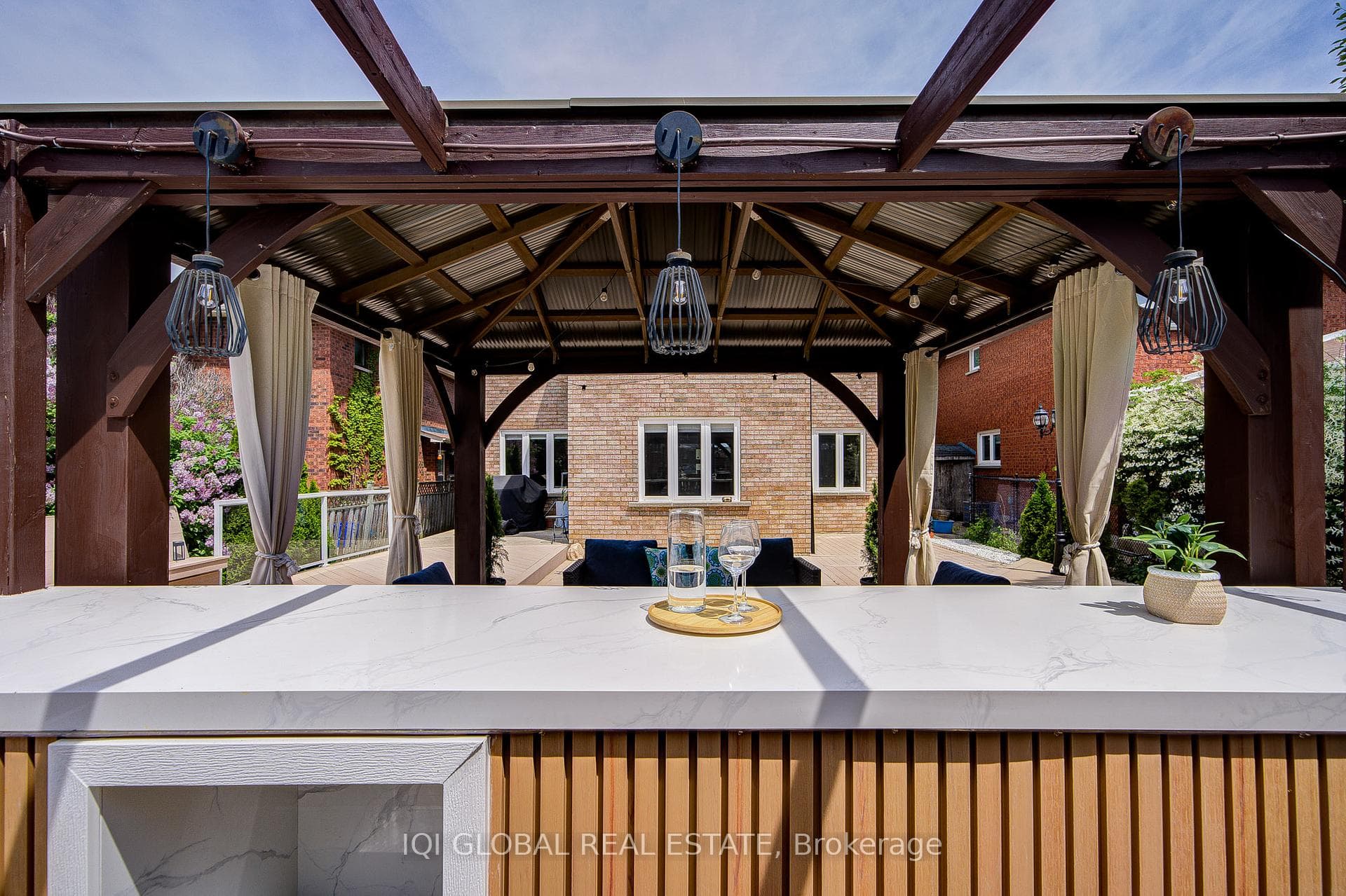 235 Belview Avenue photo 43