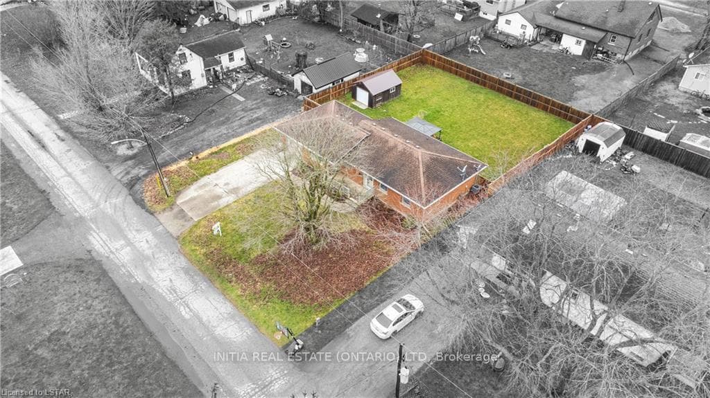 9 SIFTON Street photo 22