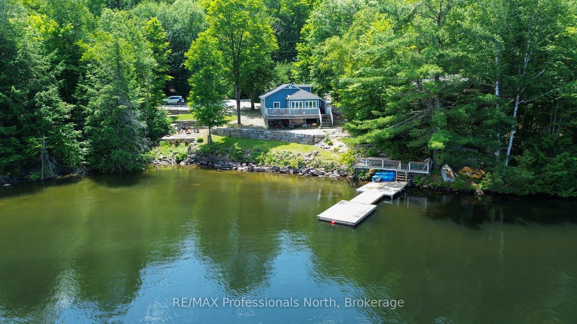 1129 Comak Crescent photo 34