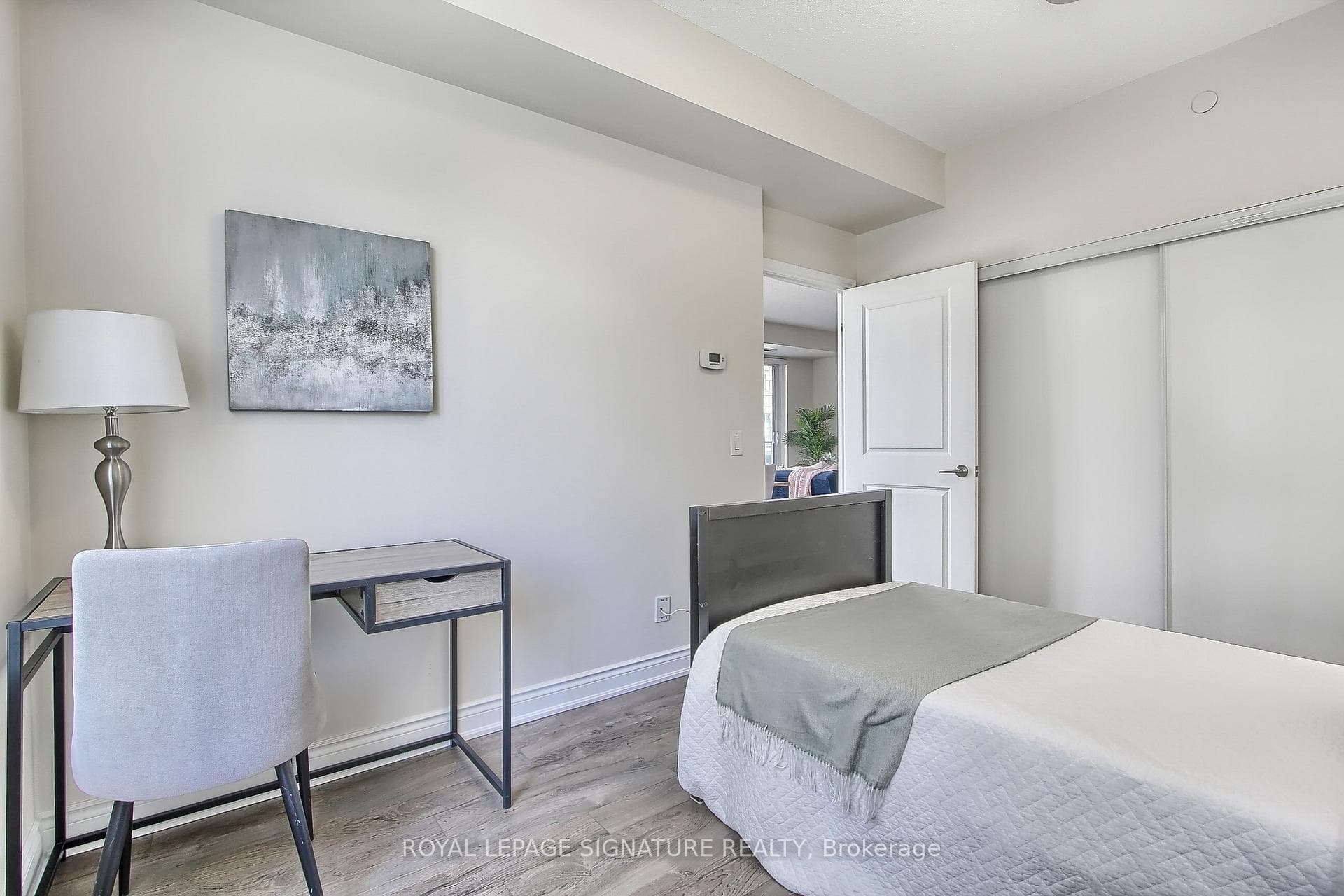277 South Park Road Unit 319 photo 27