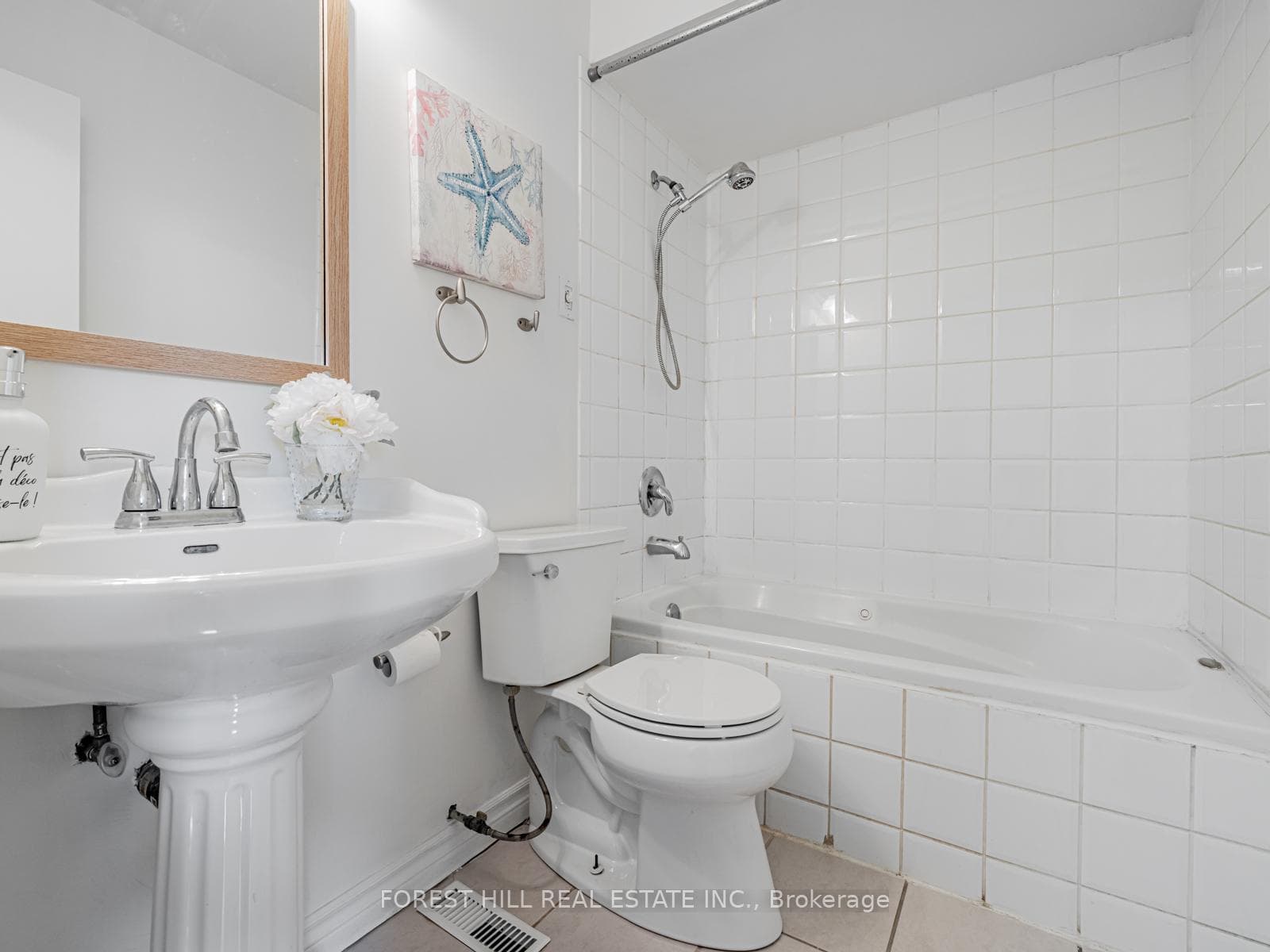 194 Hollyberry Trail photo 21