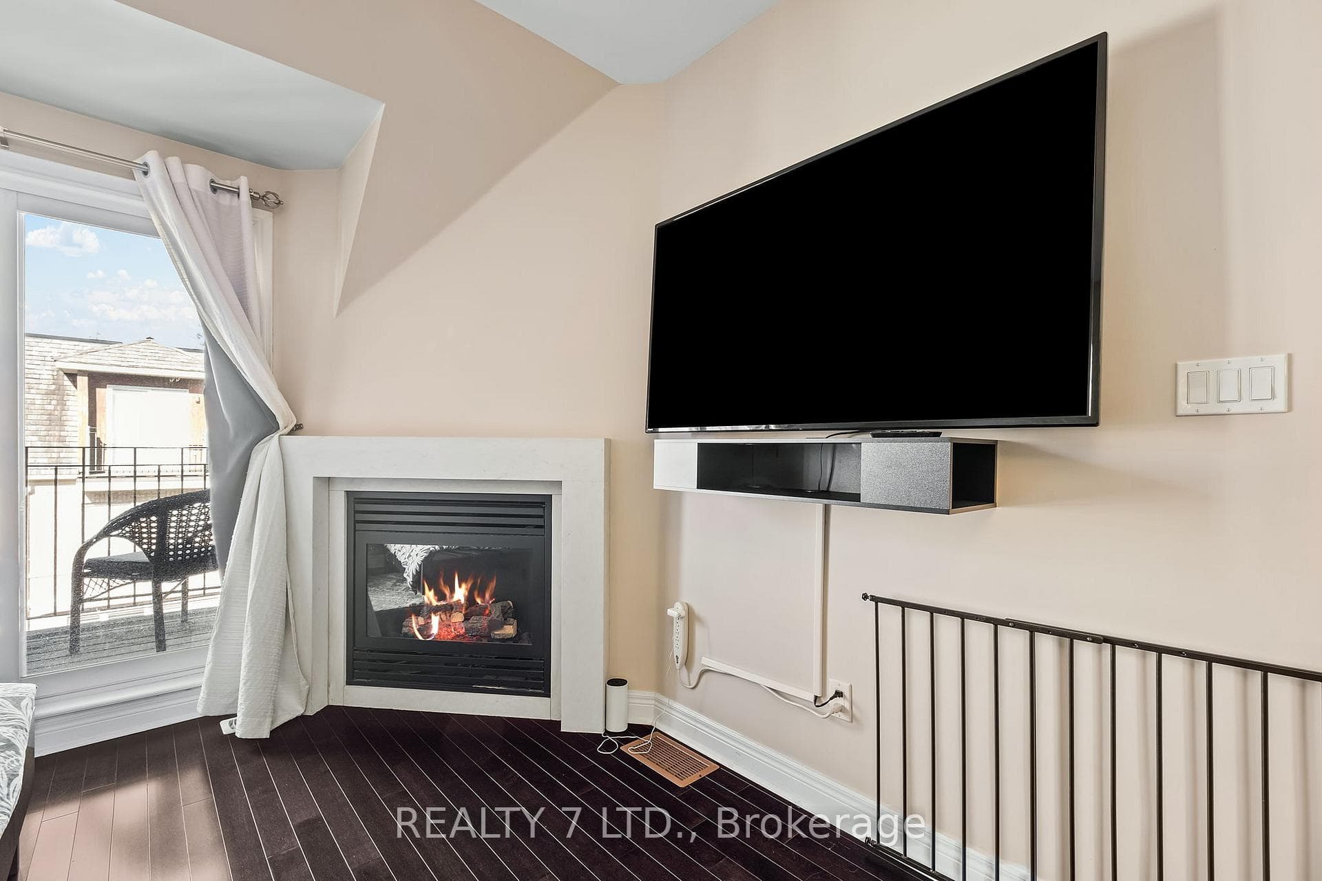 44 Furrow Lane photo 27