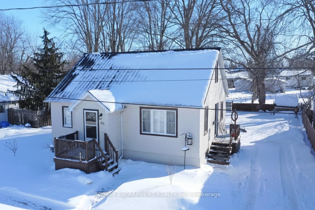 411 Ross Avenue photo 1