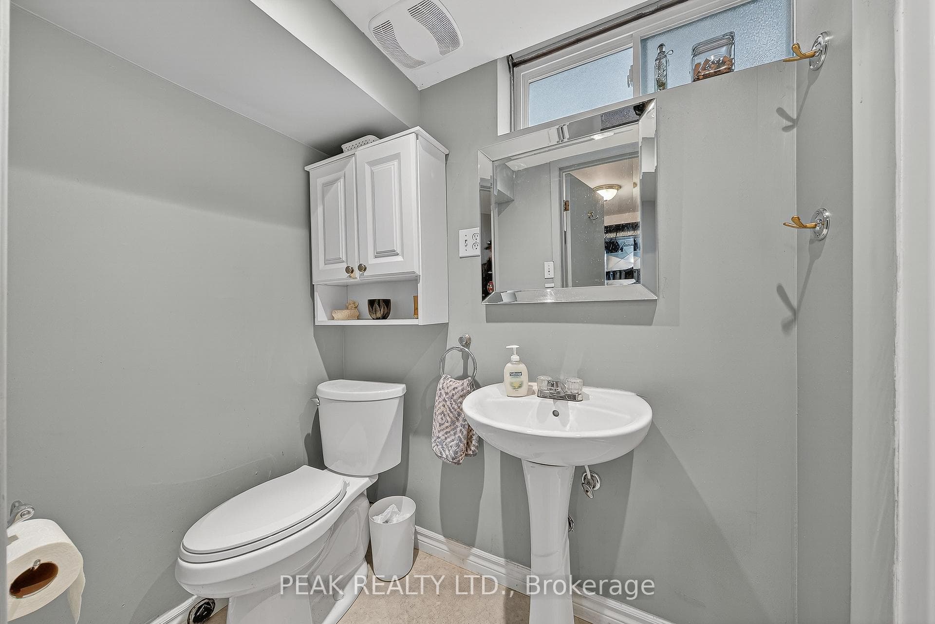 229 Laurentian Drive photo 22