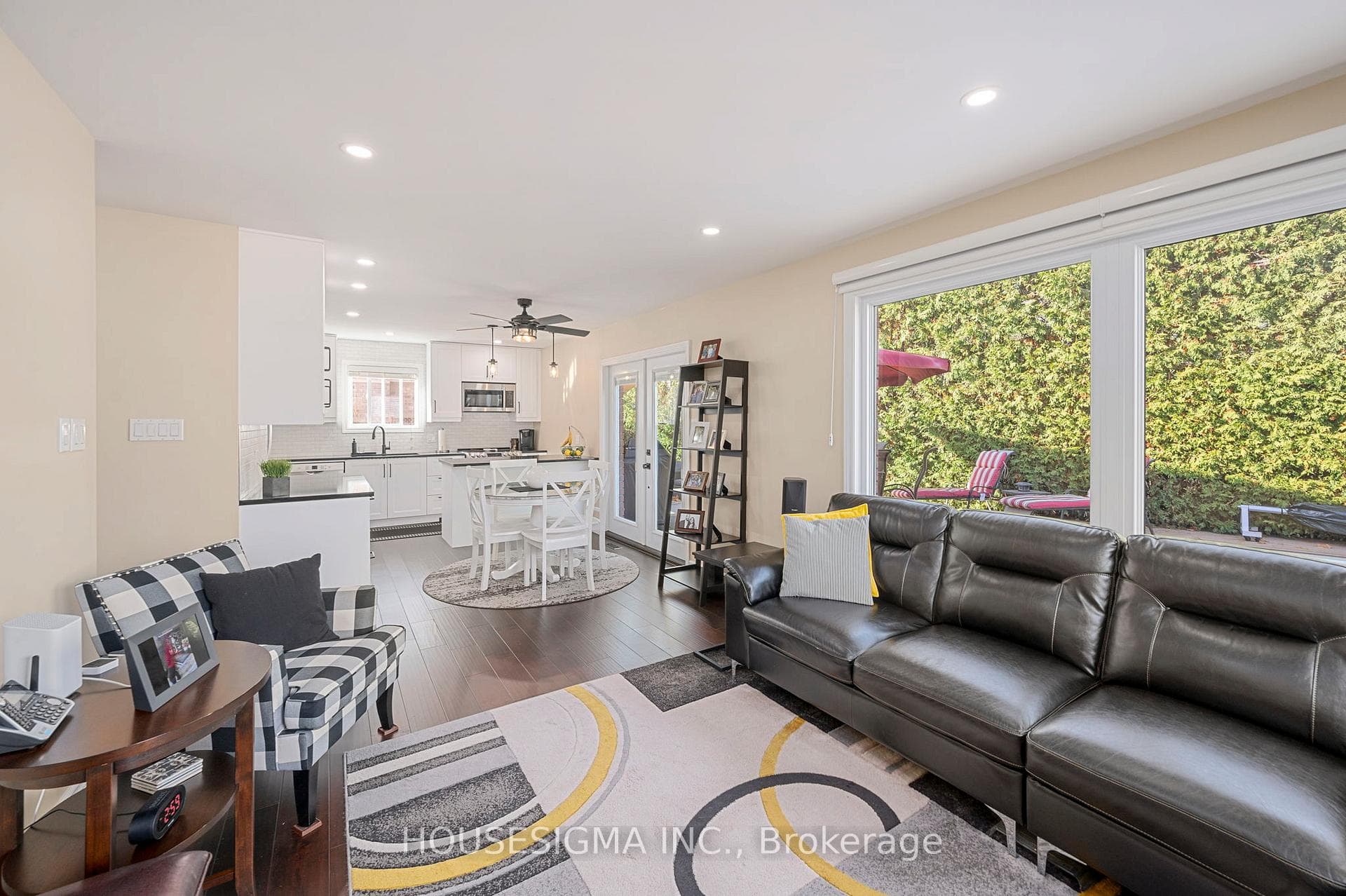 192 Killarney Grove photo 17