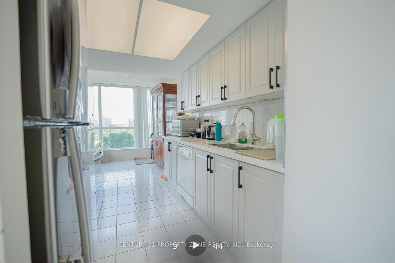 3 Rowntree Road Unit 612 photo 9