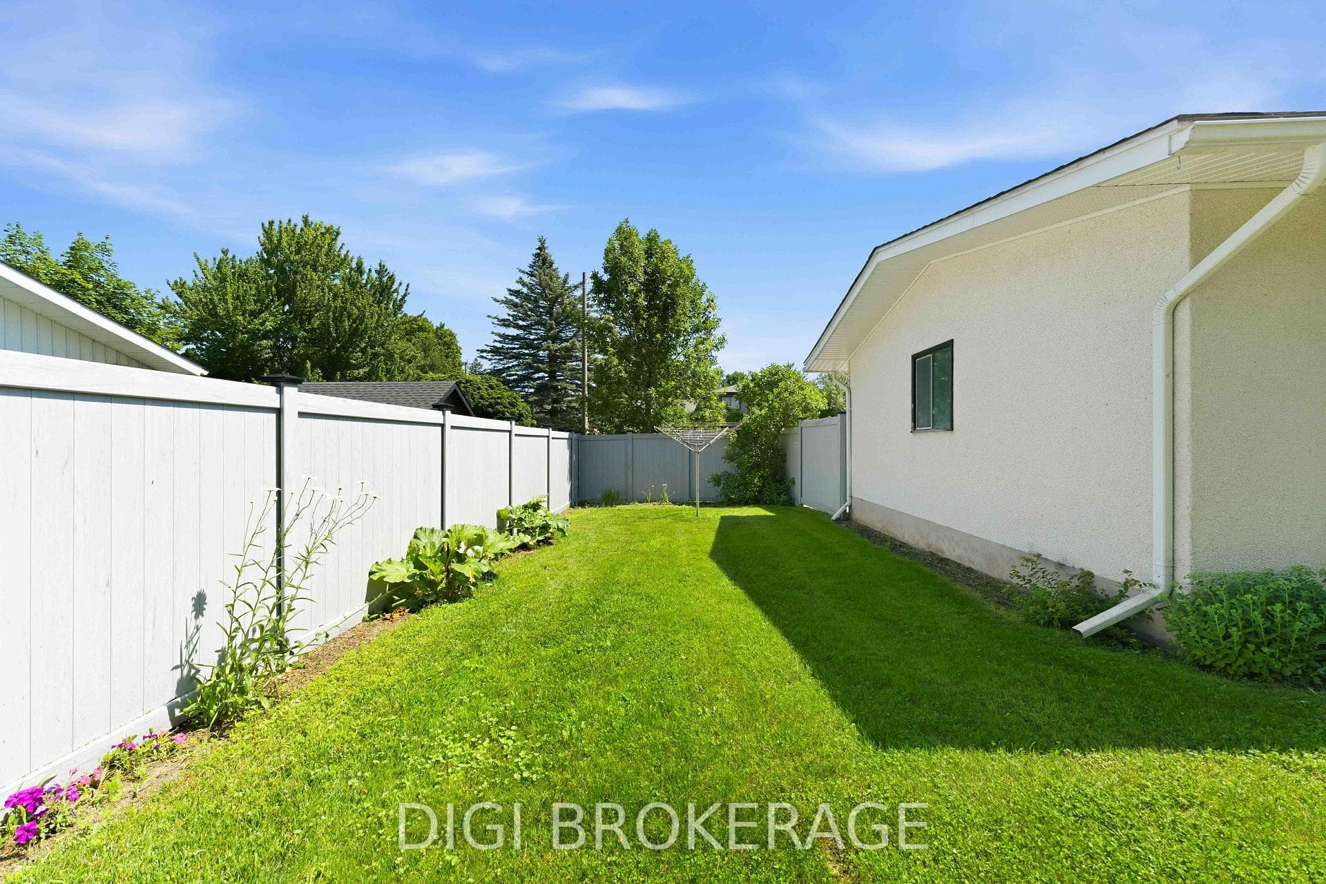 737 Southmore Drive photo 44