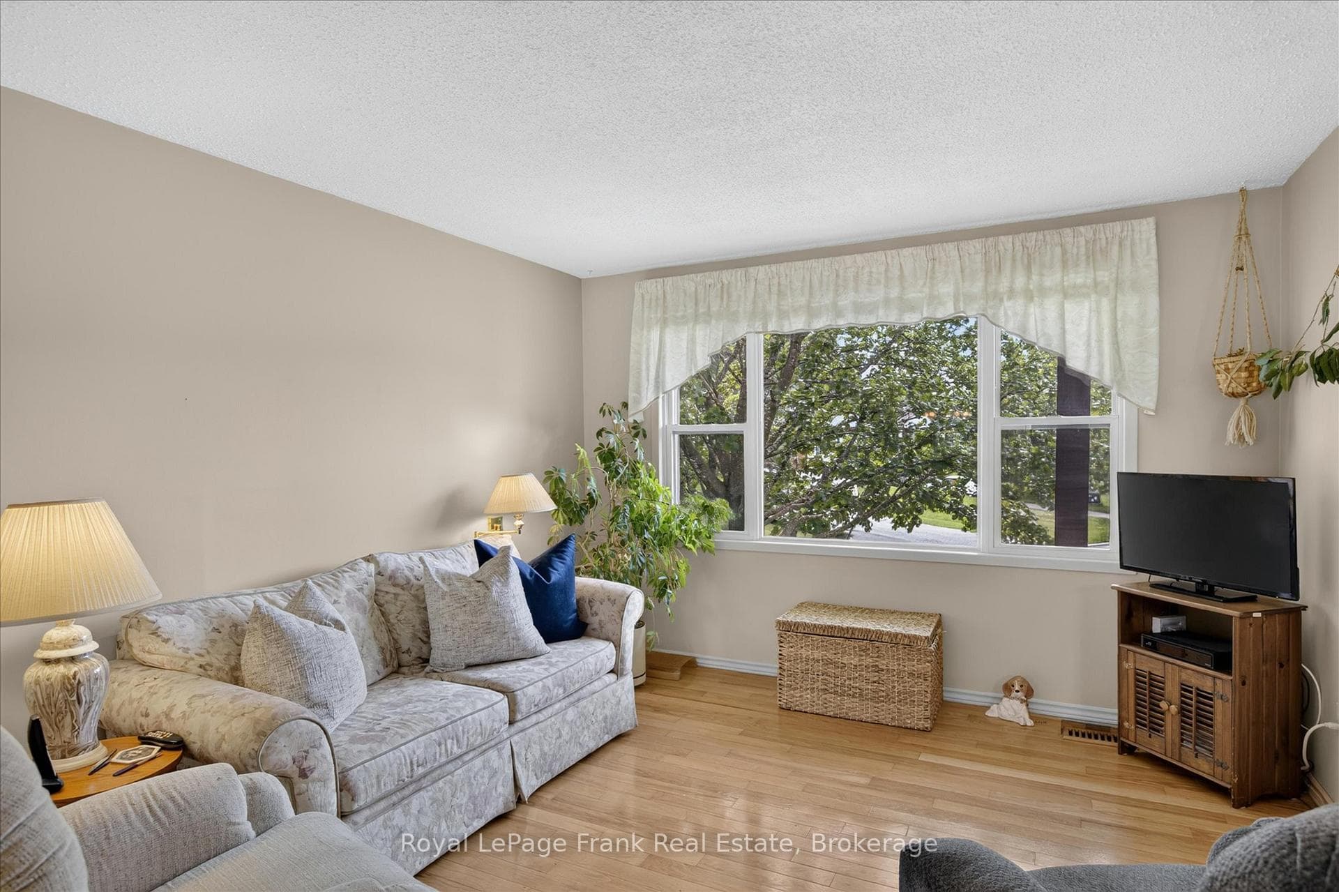 18 Redwood Court photo 6
