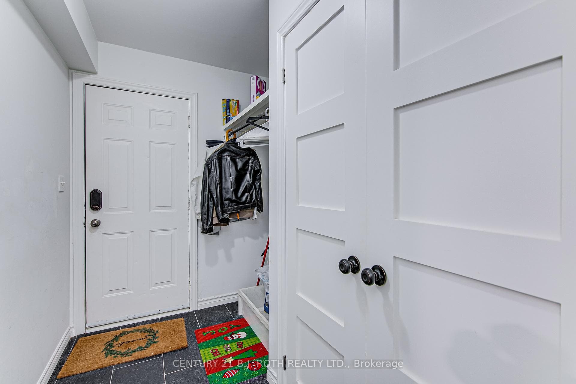 3684 Kimberley Street photo 22