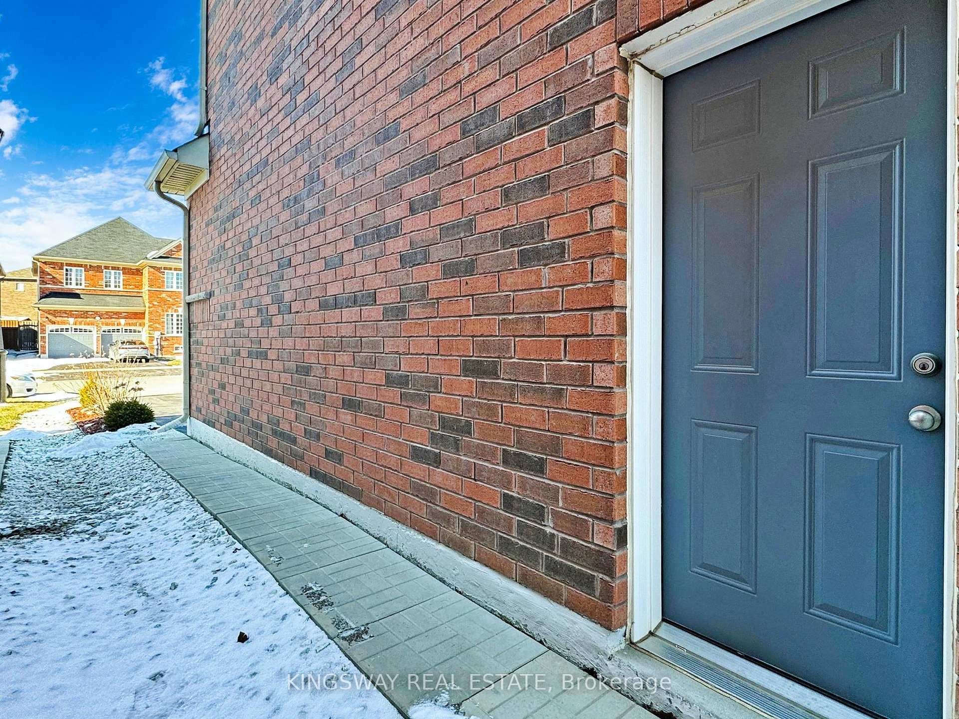 2573 Secreto Drive photo 35