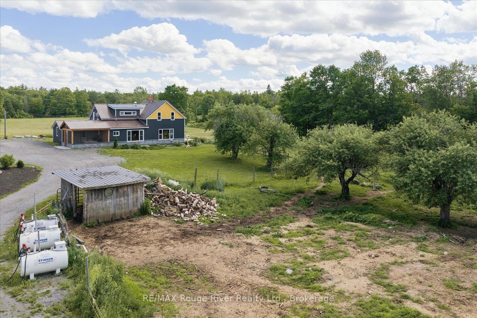 128 Jarvis Road photo 24