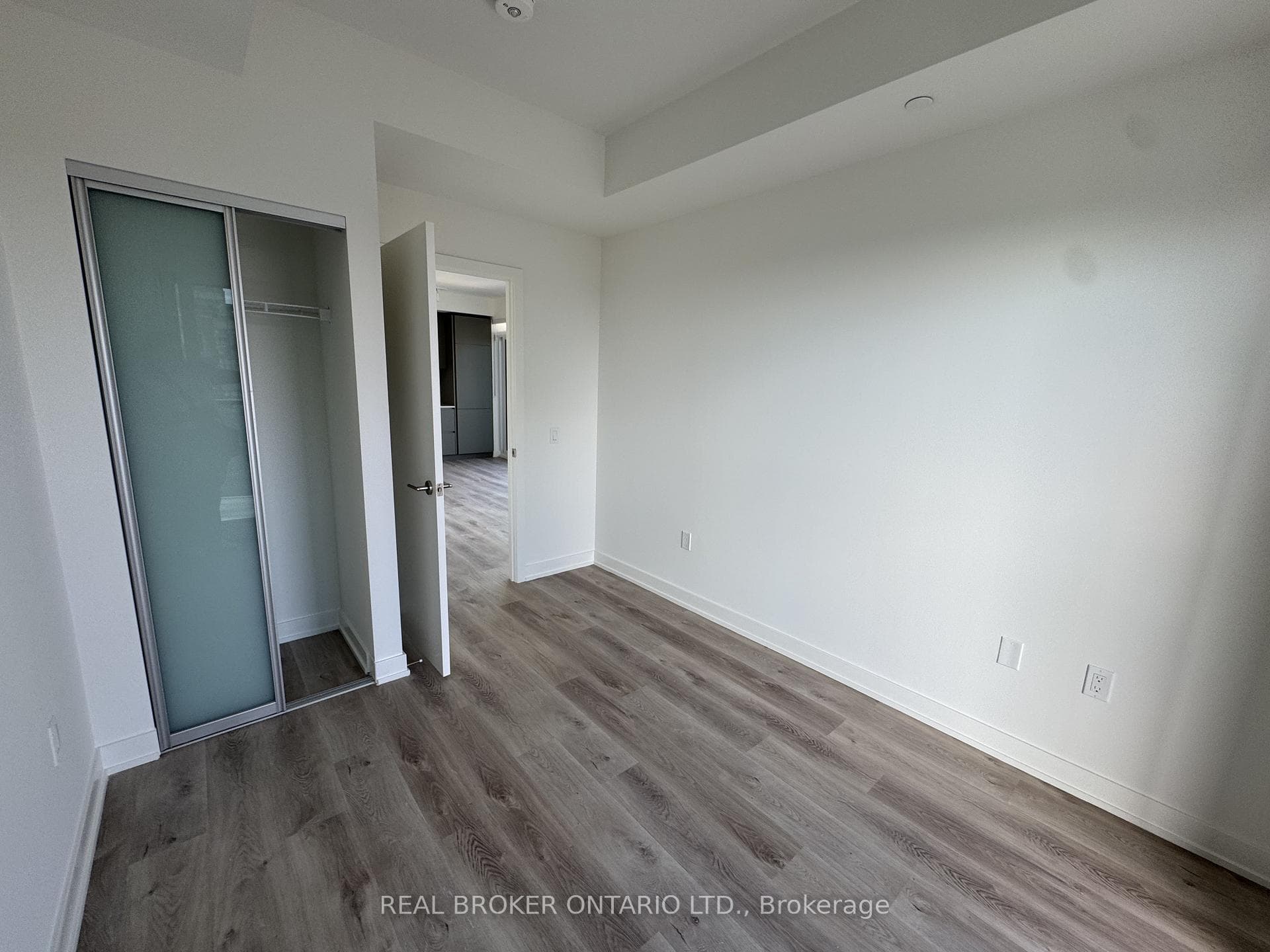 120 Broadway Avenue Unit 1302N photo 14