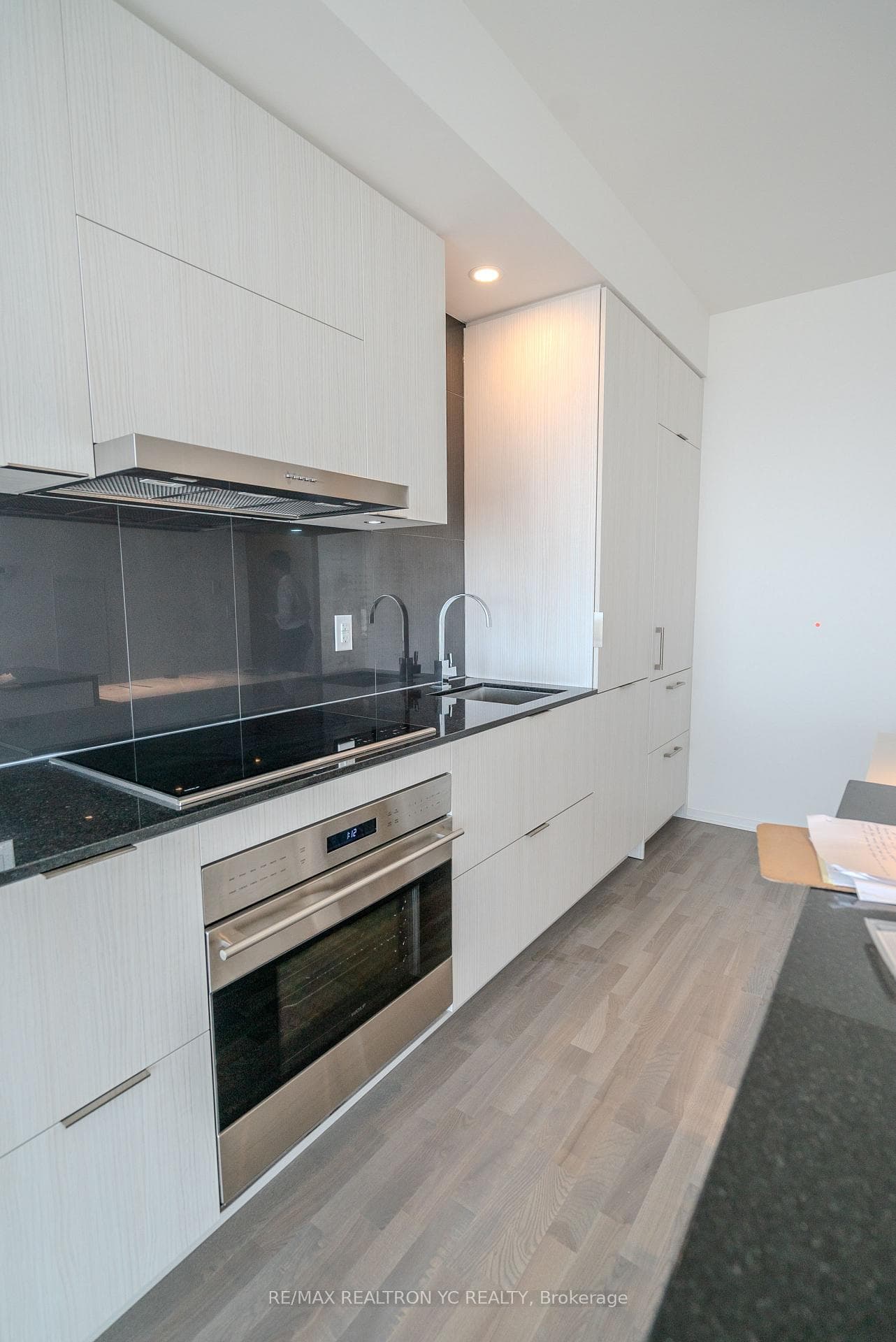 1 Bloor Street Unit 5905 photo 9