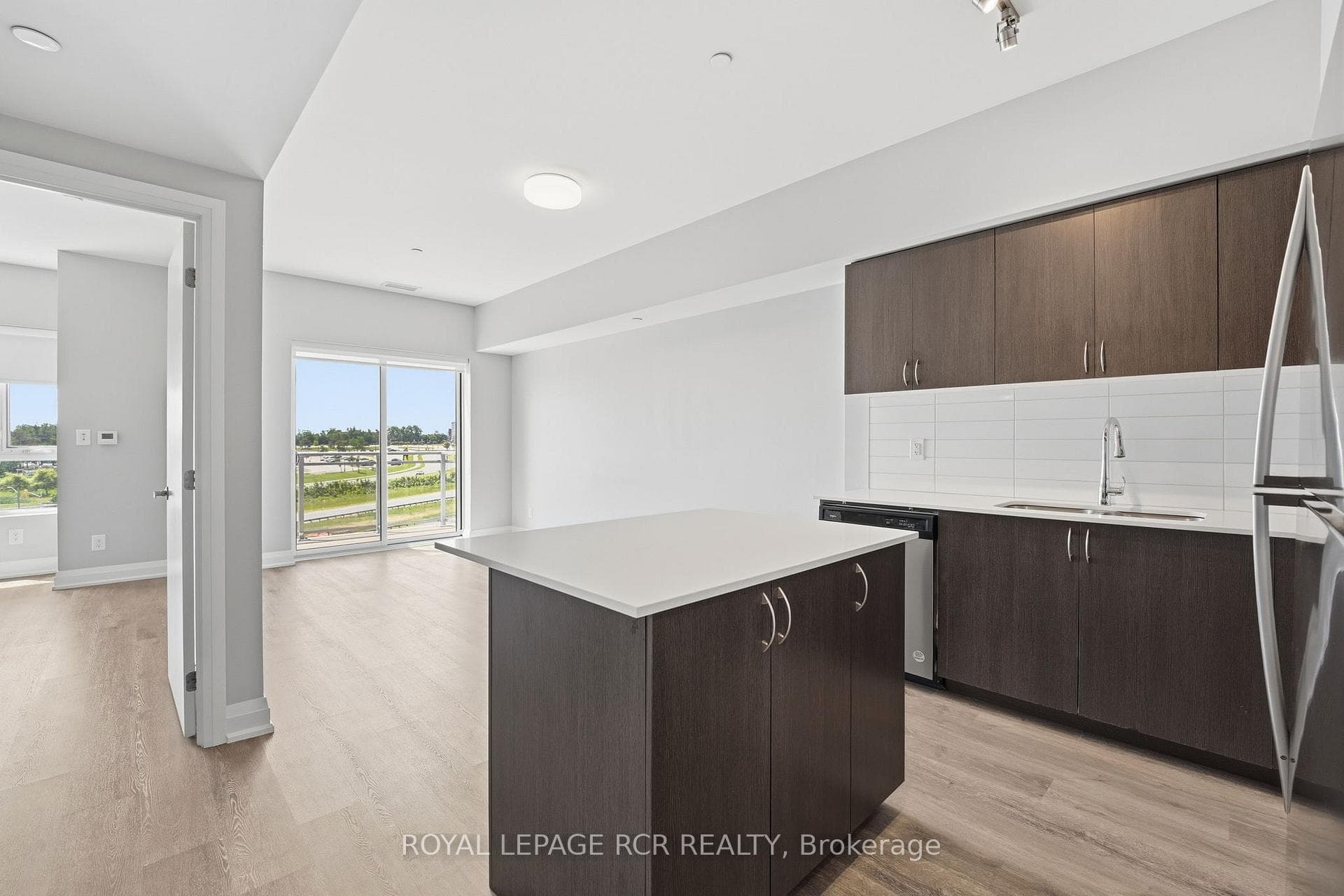 58 Lakeside Terrace Unit 1112 photo 4
