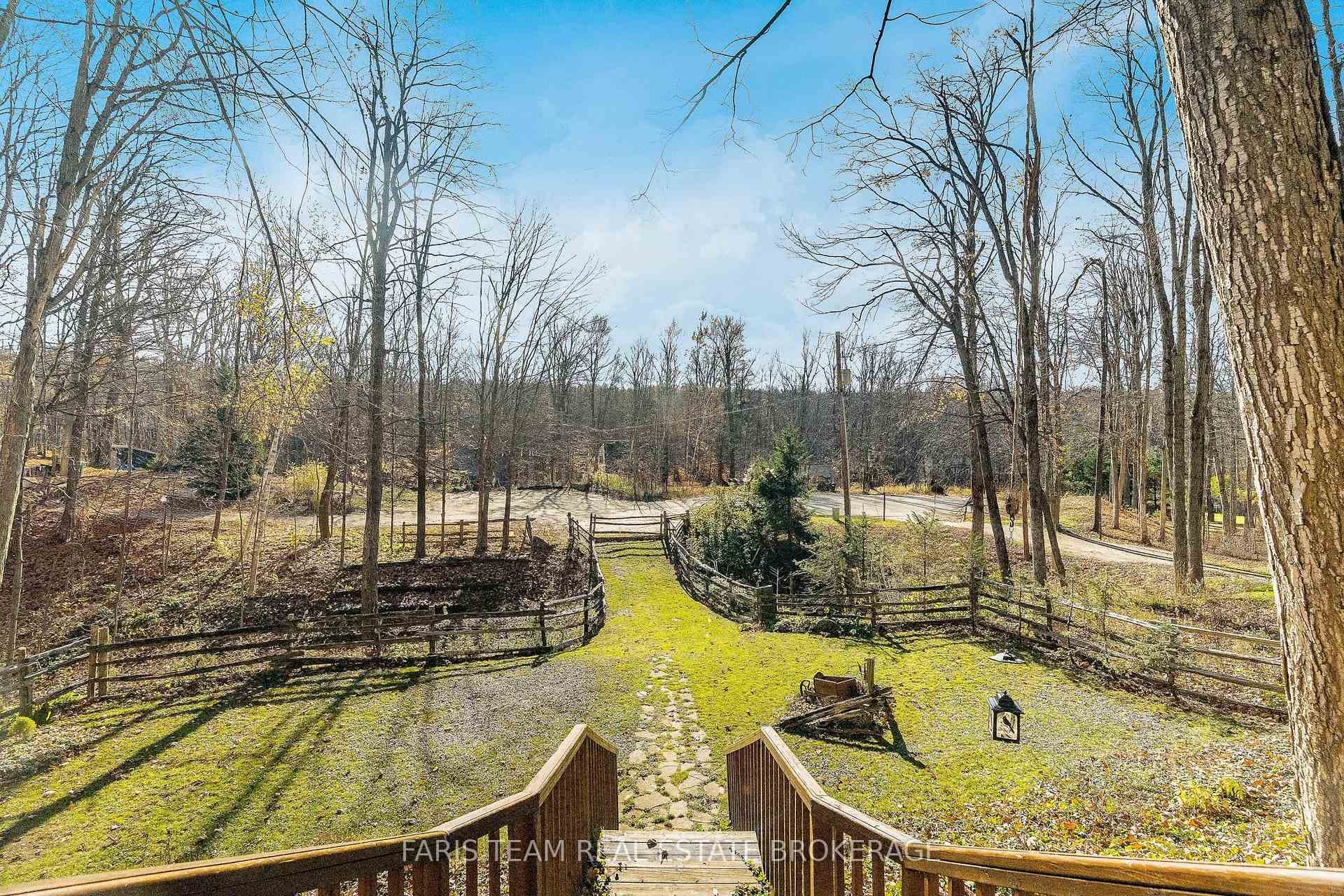 13 Cayuga Court photo 21