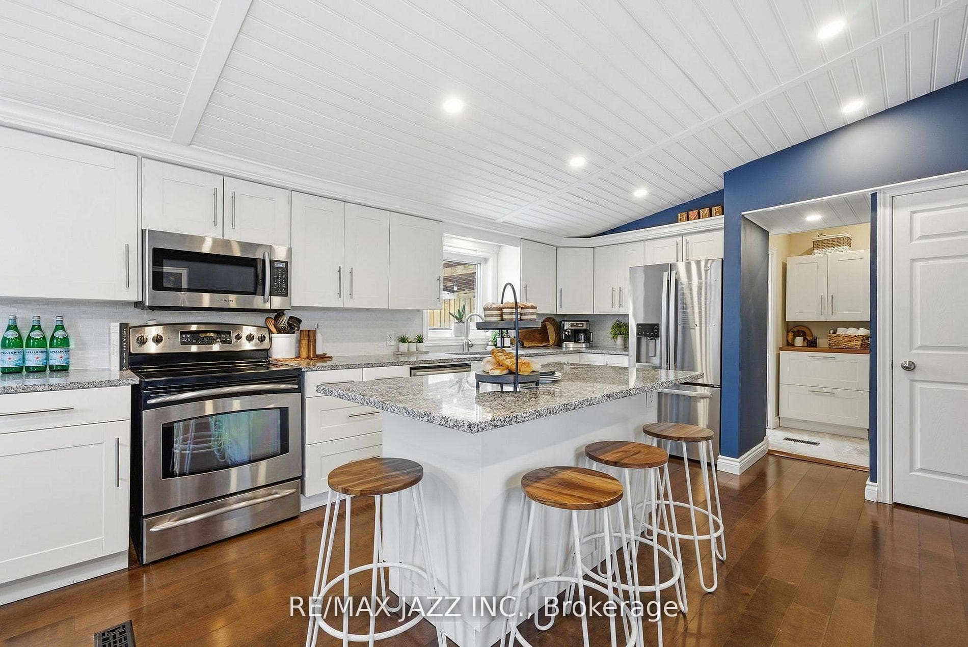 922 Byron Street photo 14