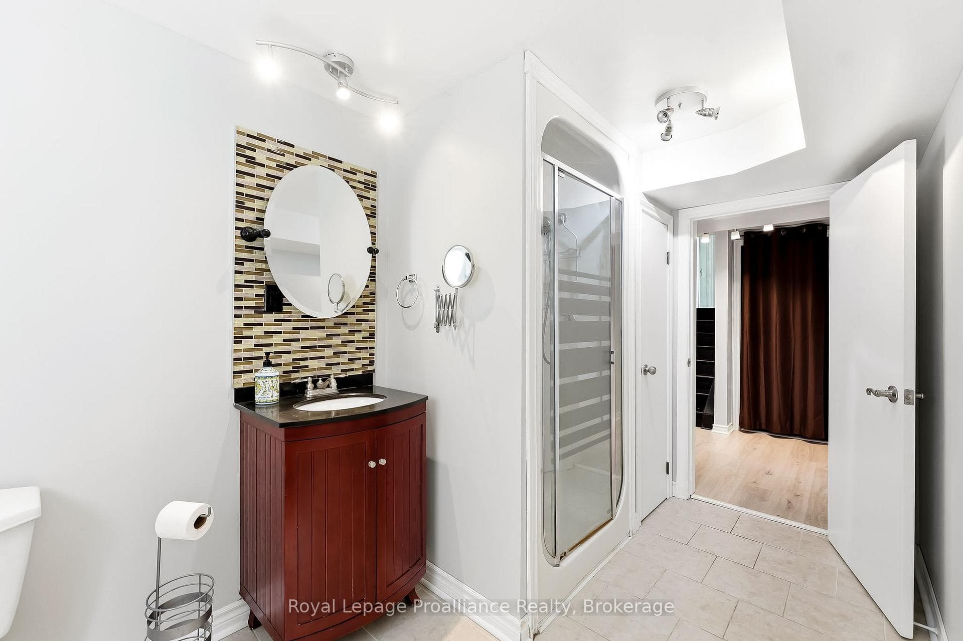 158 Ontario Street photo 41